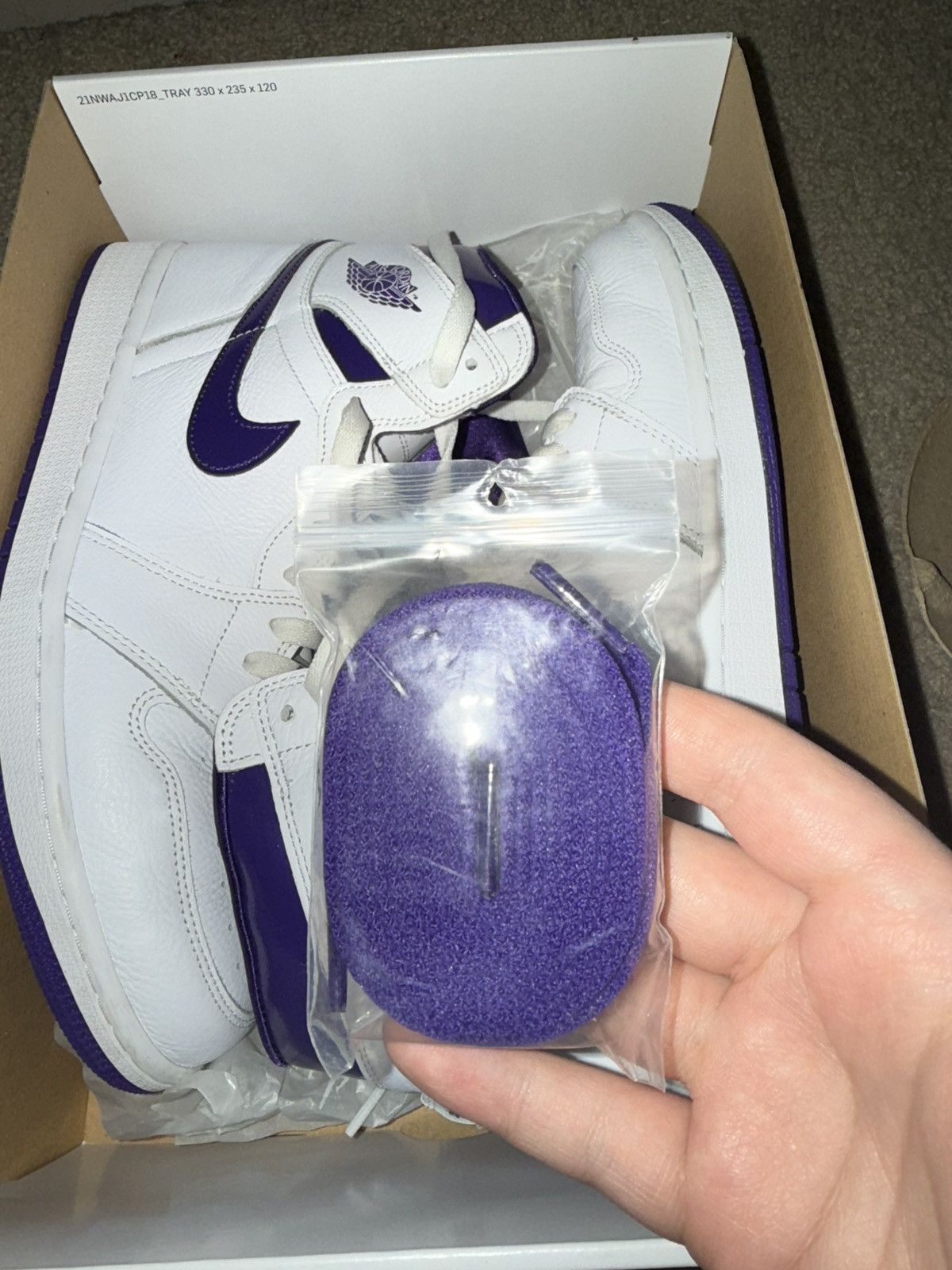 Jordan Brand × Nike Jordan 1 High Court Purple Size US 10.5 / EU 43-44 - 9 Thumbnail