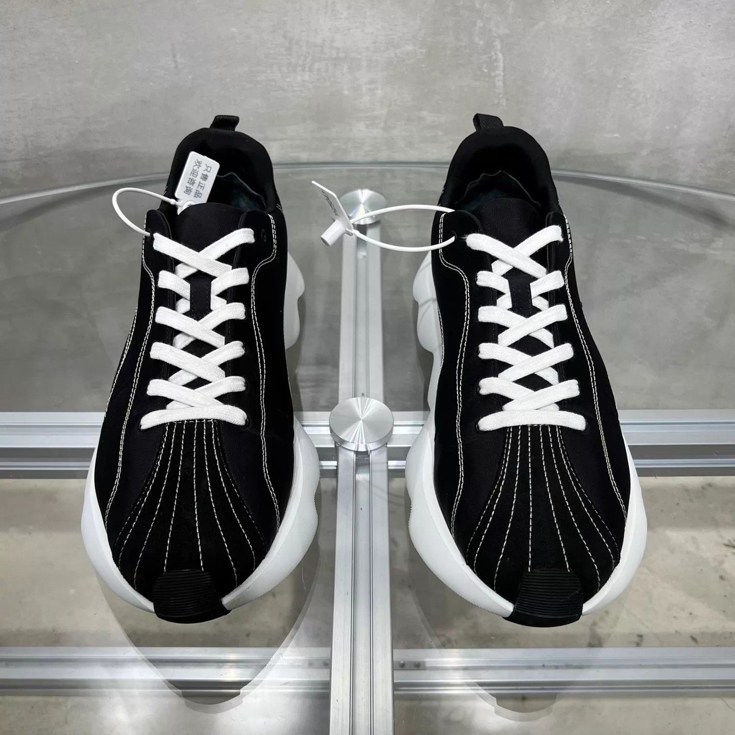 Hermes Men's Hermes Envol Sneaker Black 41.5 Size US 8.5 / EU 41-42 - 1 Thumbnail