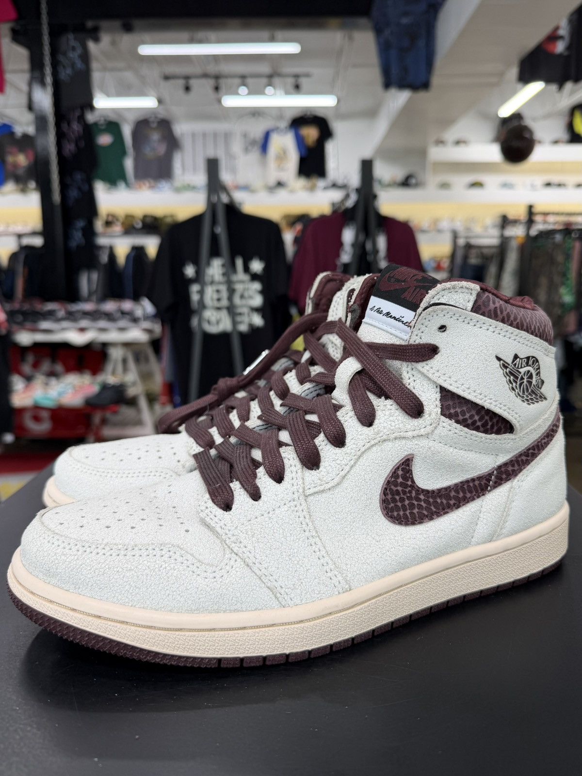 A Ma Maniere × Jordan Brand Air Jordan 1 A Ma Maniere Size 8.5 (2021) Size US 8.5 / EU 41-42 - 1 Thumbnail