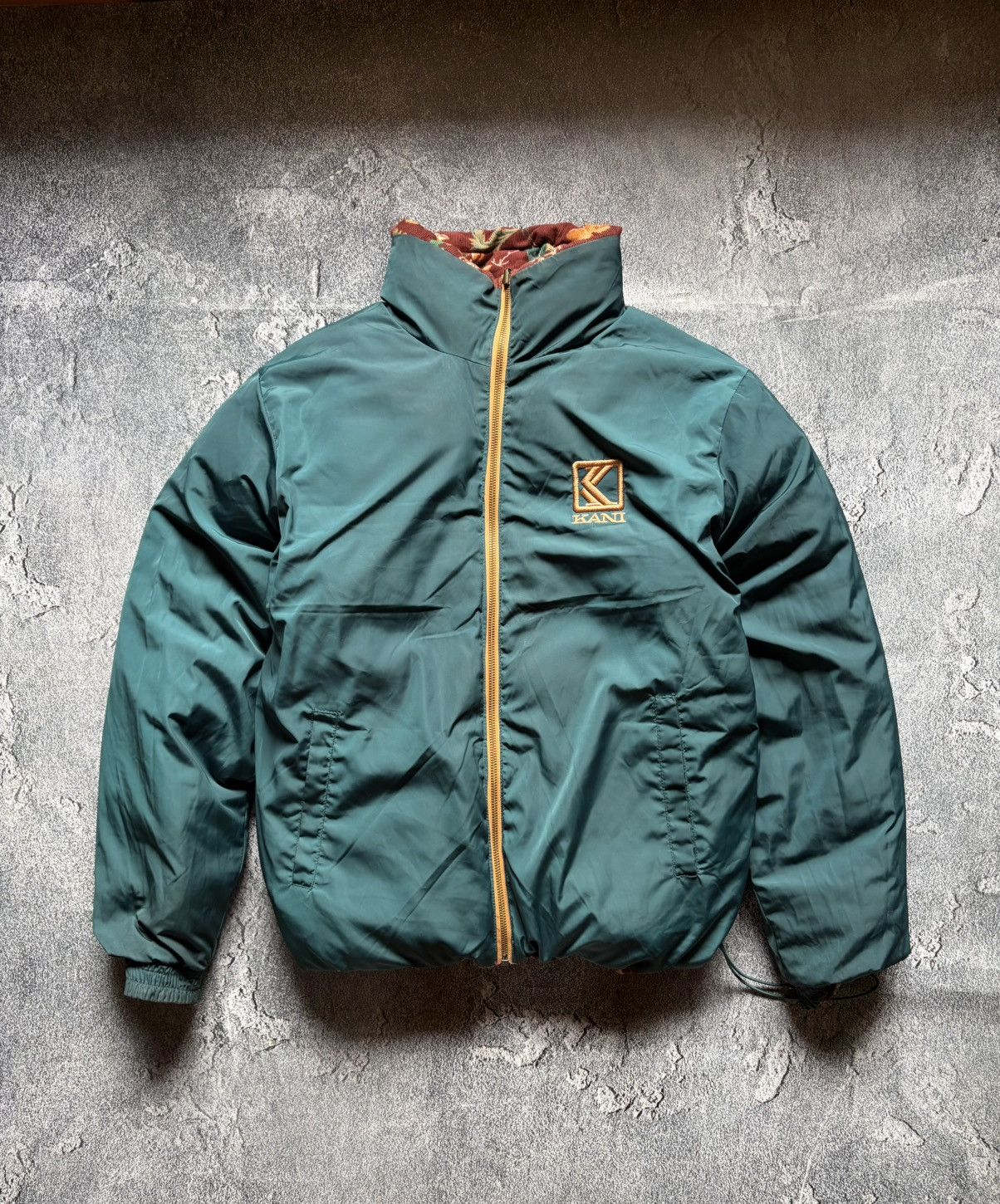 Karl Kani Karl Kani Reversible Corduroy Puffer Jacket Rare Hype Print Size US S / EU 44-46 / 1 - 6 Thumbnail