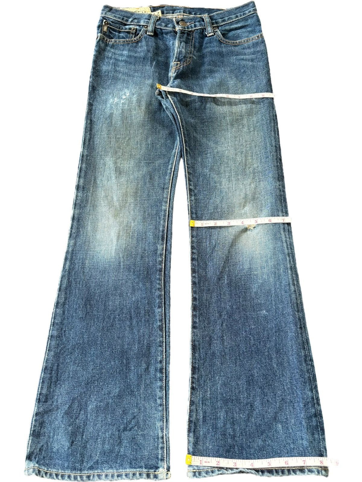 Abercrombie & Fitch Vintage Abercrombie Blue Wash Distress Flare Jeans Size 28" / US 6 / IT 42 - 9 Thumbnail