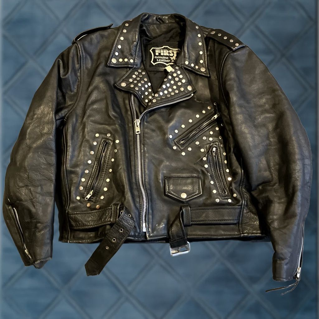Vintage VINTAGE First Genuine Leather Studded Motorcycle Jacket Men 46 Black Zipper Biker 90s Mens Regular Leather Jacket Size US S / EU 44-46 / 1 - 1 Thumbnail