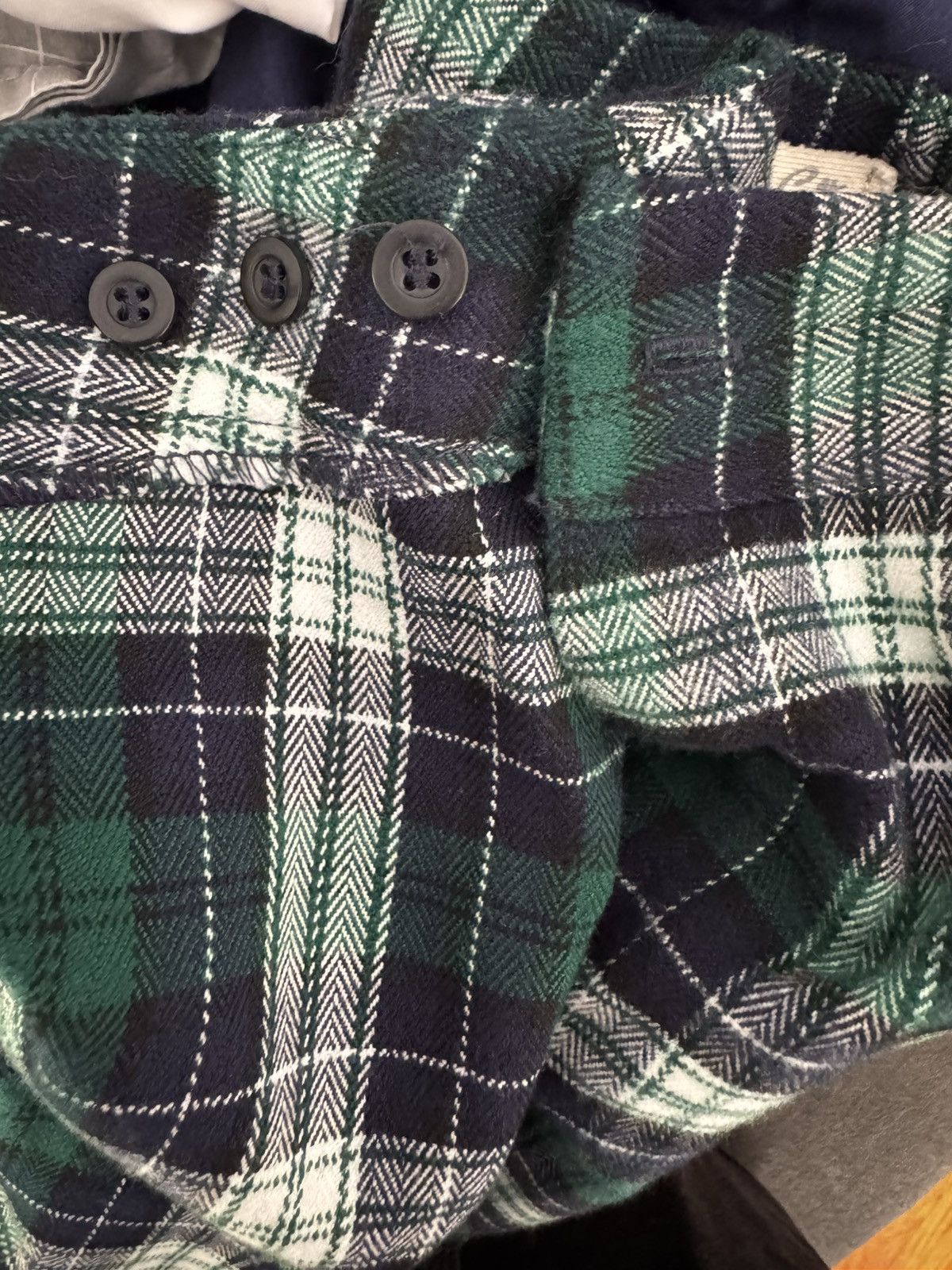 Brandy Melville Brandy Melville Women's Black and Green Plaid Mini Skirt Size 24" / US 00 / IT 34 - 7 Thumbnail