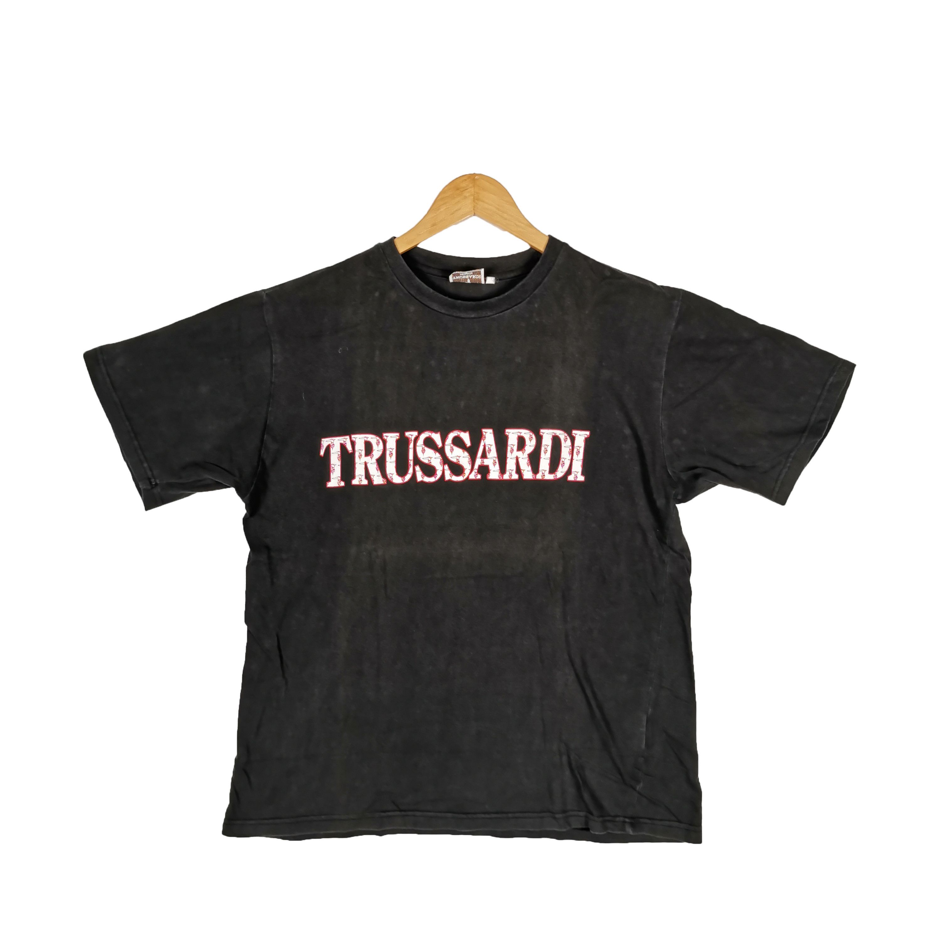 Trussardi Vintage 90s Trussardi T-Shirt Big Spell Out Crewneck Tees Size US L / EU 52-54 / 3 - 1 Thumbnail