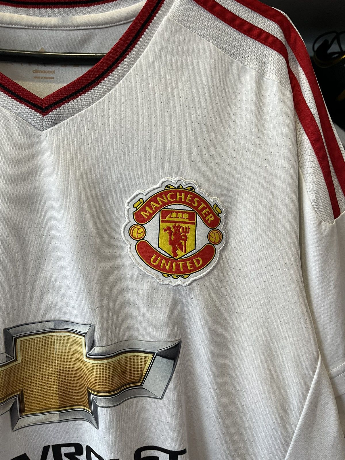 Nike Adult Adidas Manchester United Jersey 2015\16 Size US L / EU 52-54 / 3 - 4 Thumbnail