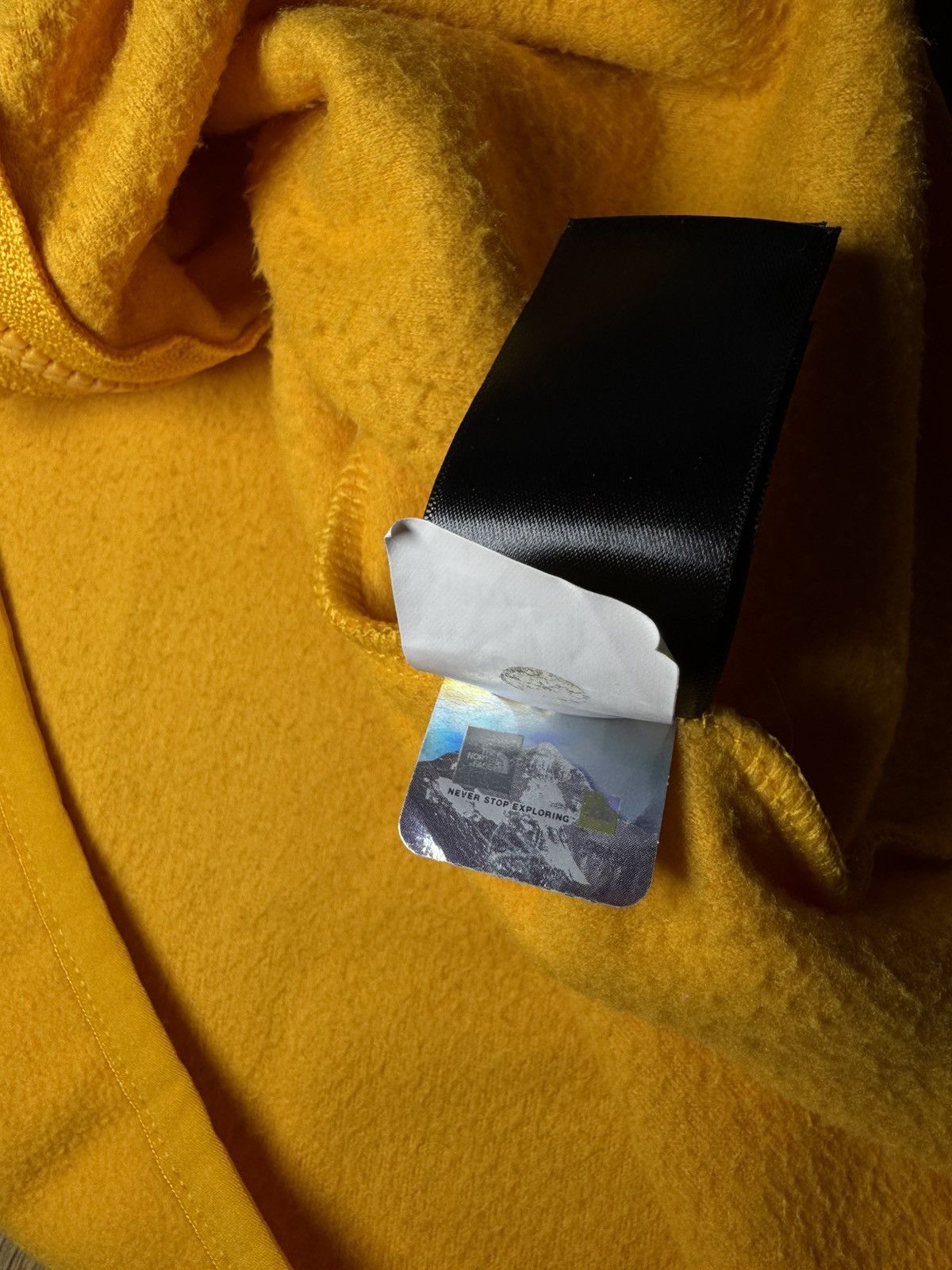 The North Face The North Face Yellow Zipped Fleece Sweatshirt Size M / US 6-8 / IT 42-44 - 18 Thumbnail