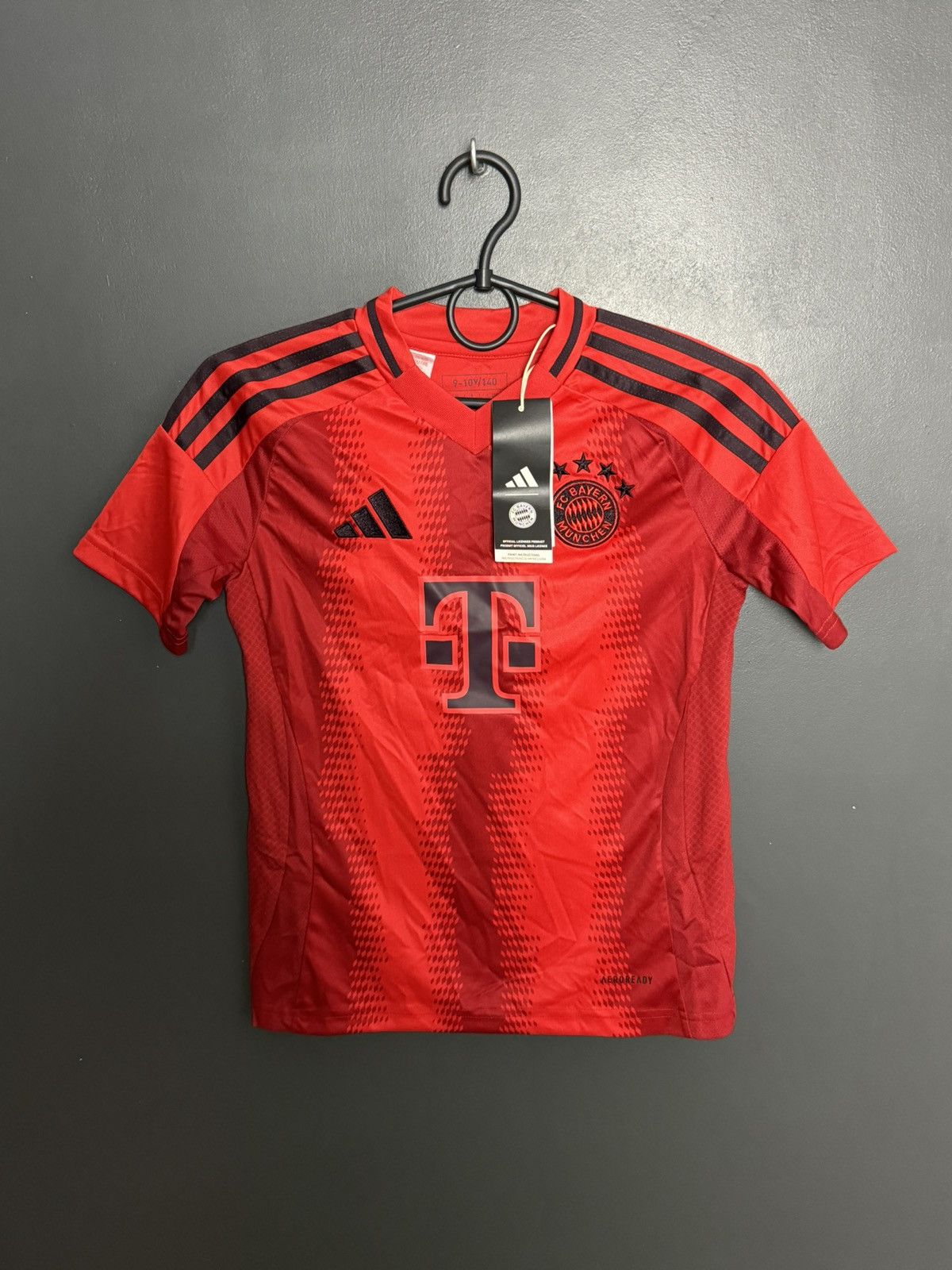 Adidas KIDS New Bayern Munchen 24/25 Home Sane Football Jersey Size US XS / EU 42 / 0 - 2 Thumbnail