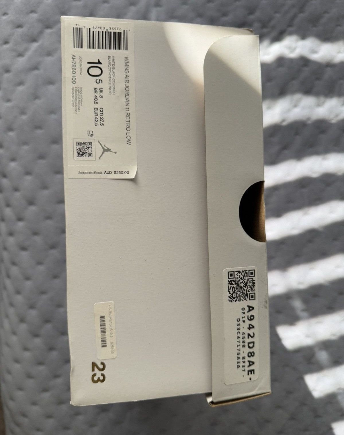 Jordan Brand Jordan 11 low “concord” Size US 9 / EU 42 - 12 Thumbnail