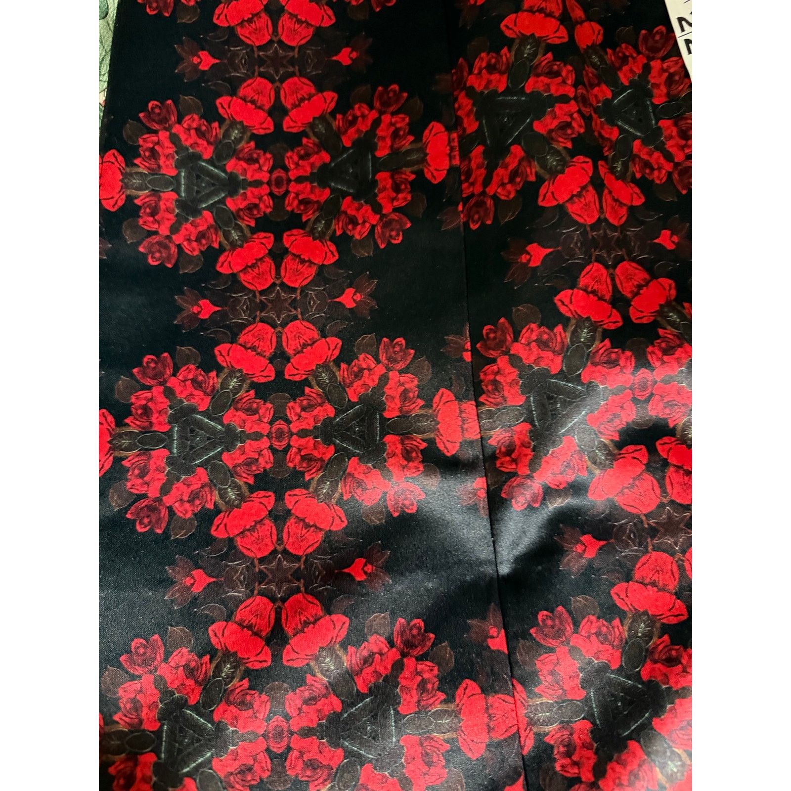 Alice + Olivia 0265 Alice + Olivia Black Red Floral Print Size 2-4 Size XS / US 0-2 / IT 36-38 - 7 Thumbnail