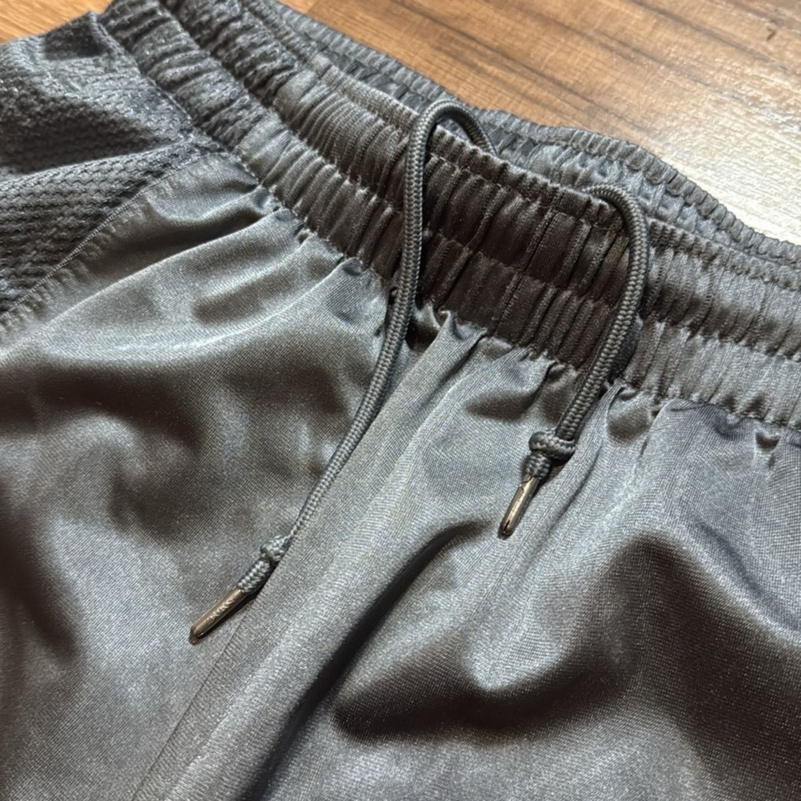 Jordan Brand Y2K Jordan Shorts Size US 29 - 5 Thumbnail