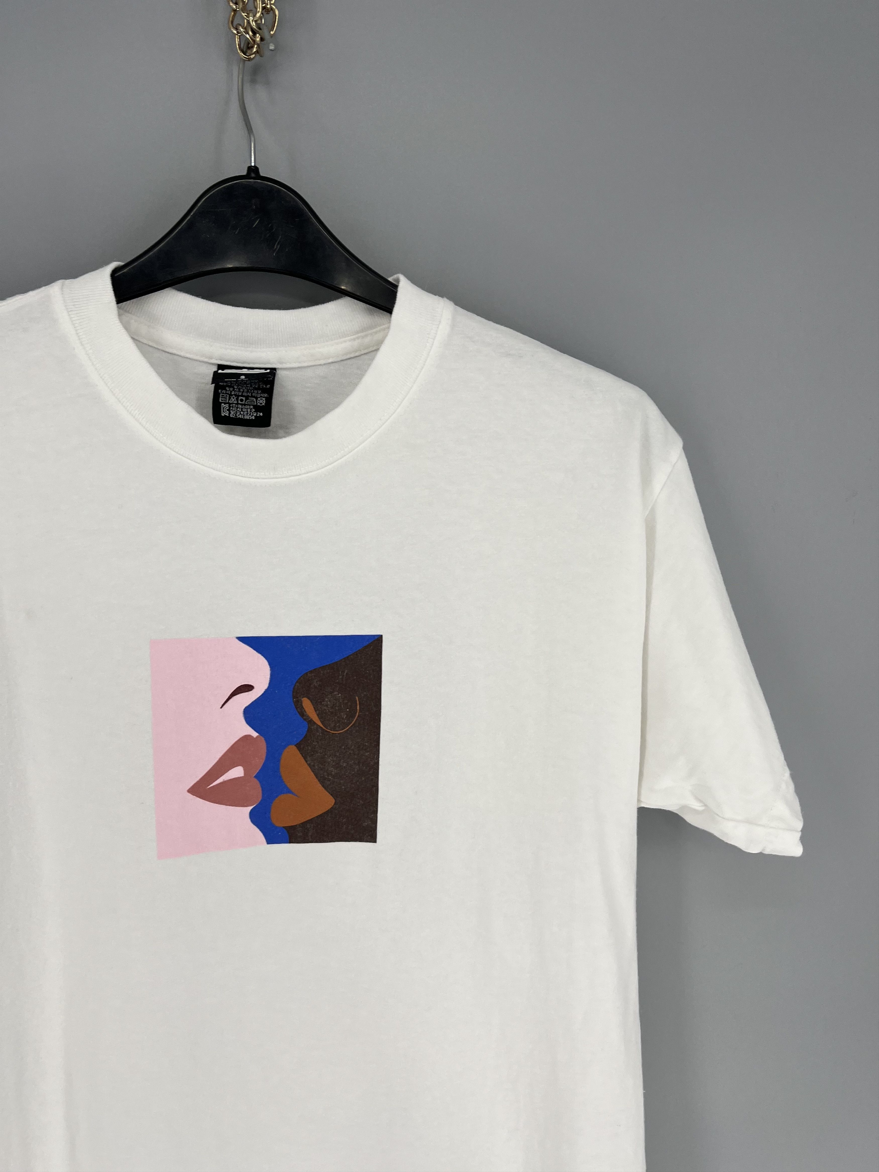 Japanese Brand × Obey Vintage Obey 90s Made in USA White Graphic Tee Shirt Y2K M Size US S / EU 44-46 / 1 - 5 Thumbnail