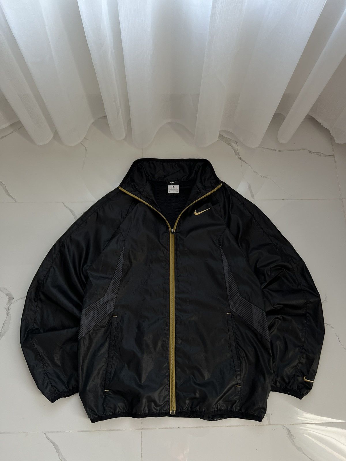 Nike × Vintage 90's NIKE SWOOSH LOGO Y2K TRACK JACKET Size US S / EU 44-46 / 1 - 1 Thumbnail