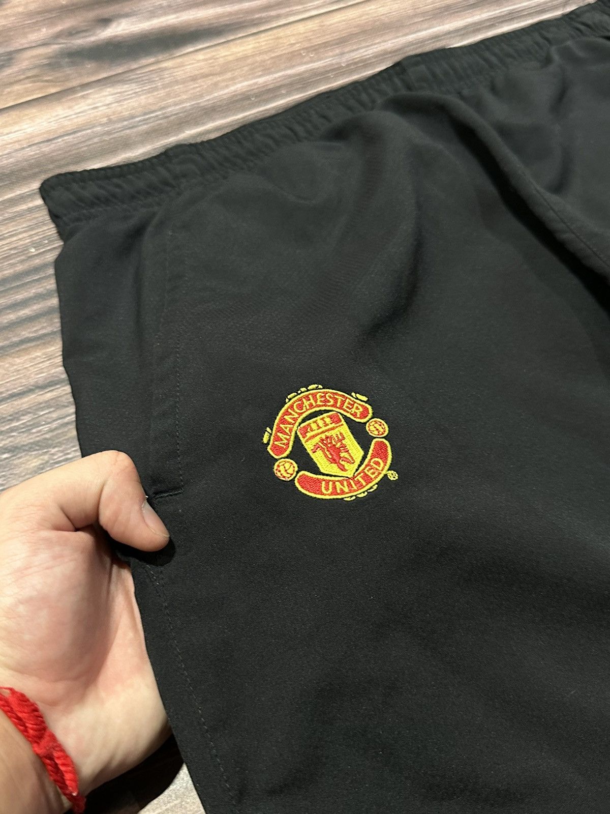 Nike × Vintage Vintage Nike Nylon pants Soccer football Manchester United Size US 34 / EU 50 - 4 Thumbnail
