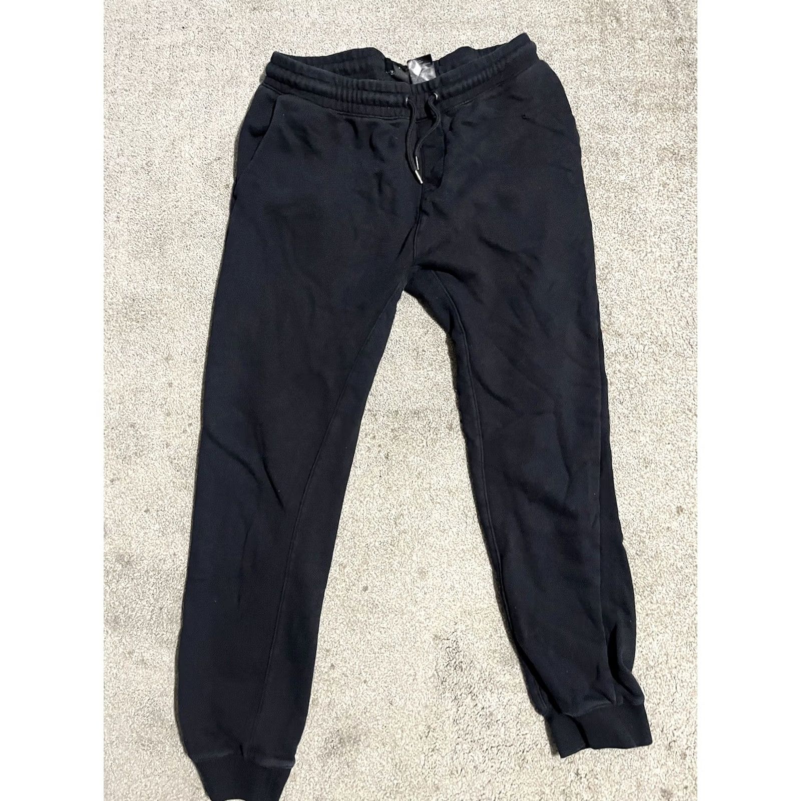 H&M H&M Sweatpants Regular Fit Solid Black L Mens Pants Activewear Joggers Size US 33 - 2 Thumbnail