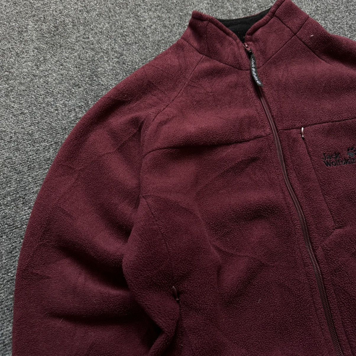 Jack Wolfskin VTG Women’s Fleece Jacket Size L Burgundy Zip Sweater Size L / US 10 / IT 46 - 10 Thumbnail