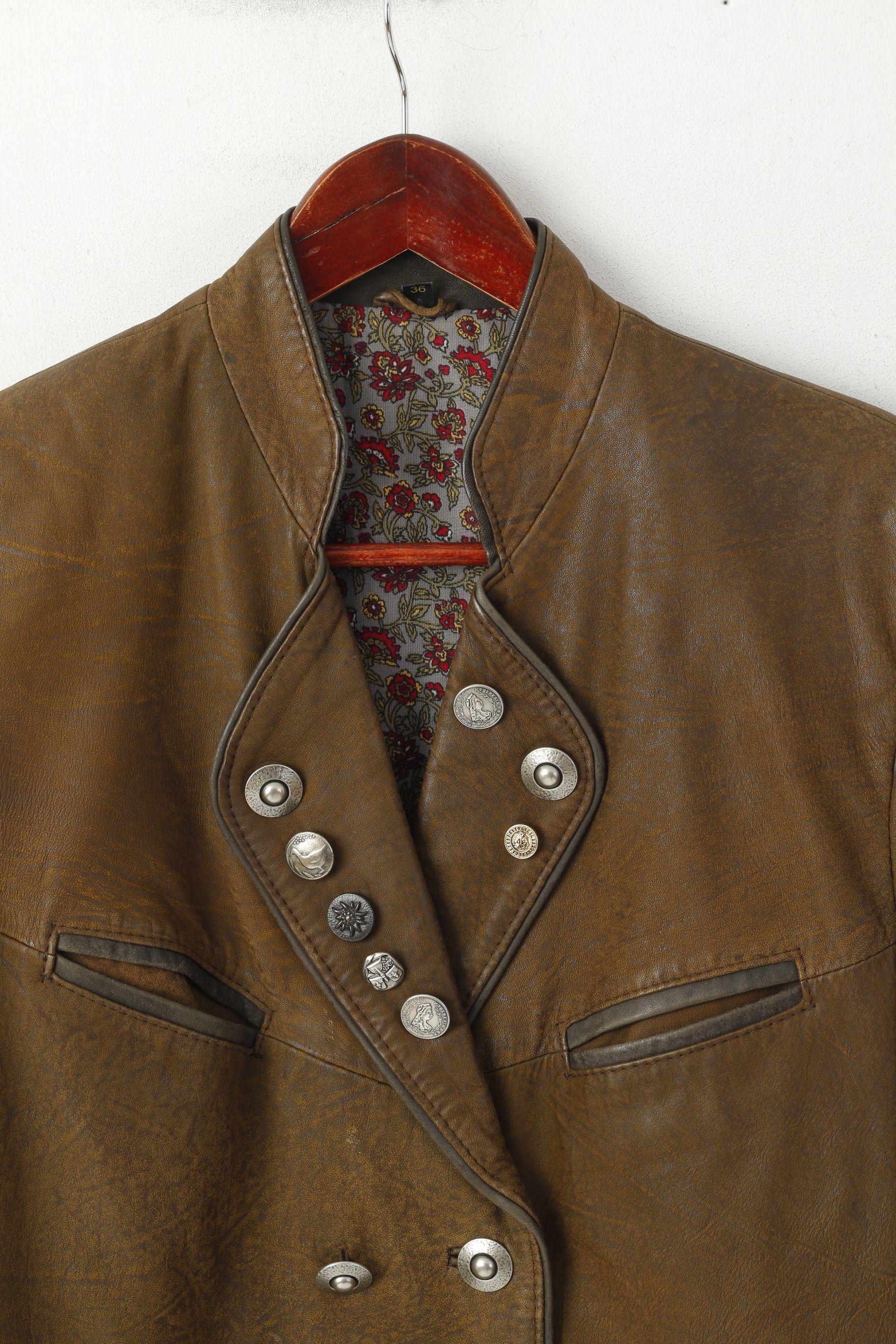 Vintage Vintage Women 36 S Jacket Brown Leather Tyrol 0739 Size S / US 4 / IT 40 - 3 Thumbnail