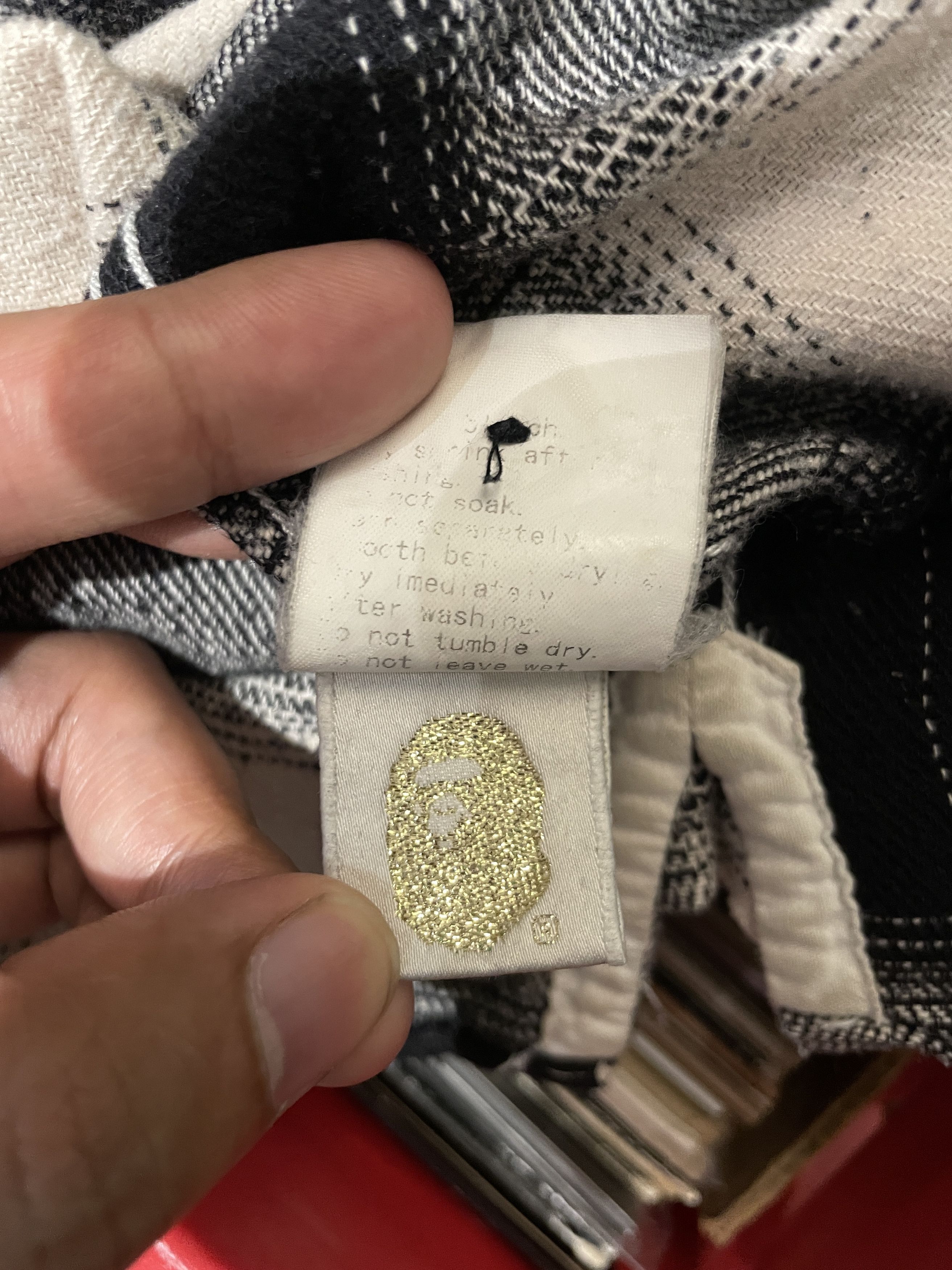 Bape Bape Flannel Black White used Size US L / EU 52-54 / 3 - 9 Thumbnail