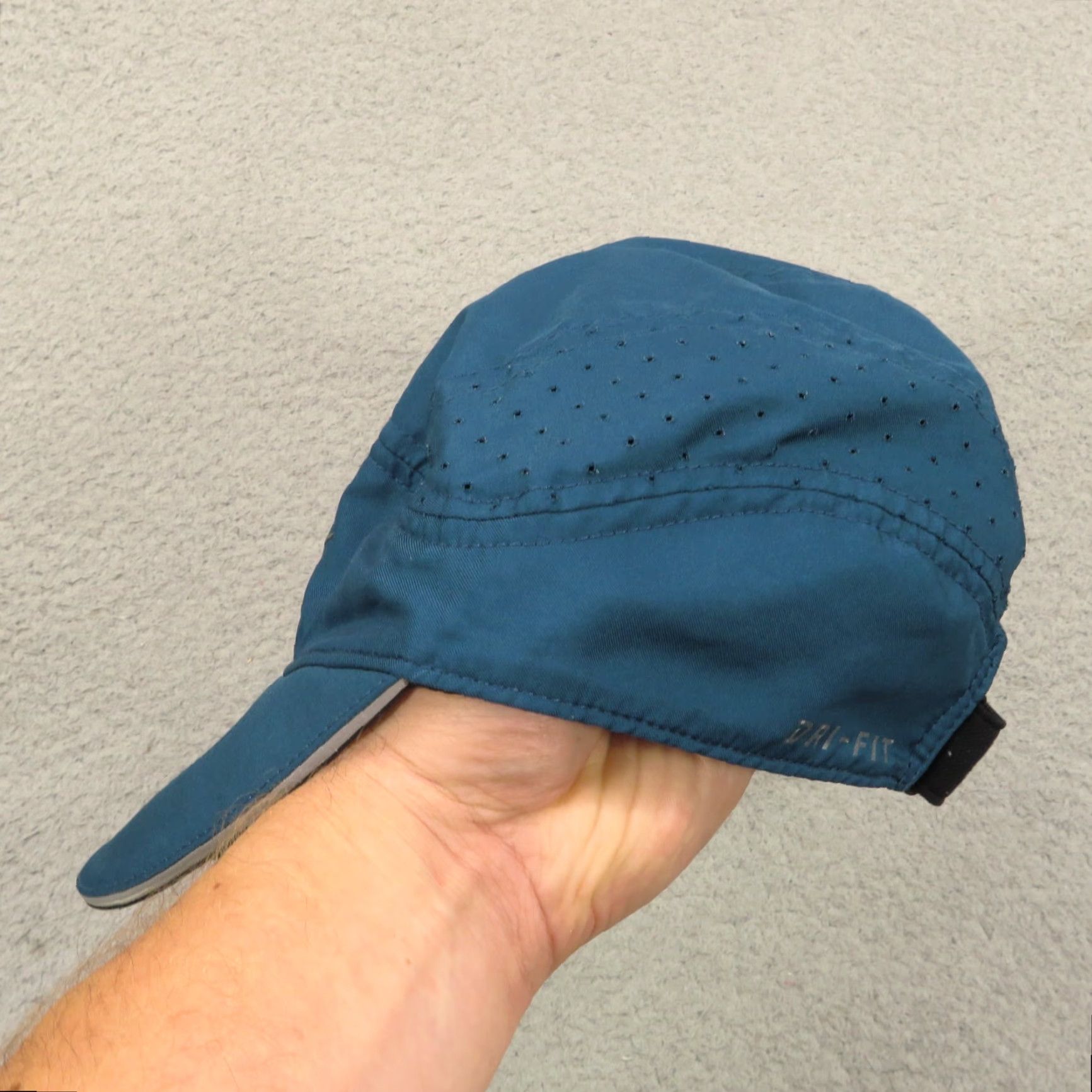 Nike Nike Hat Cap Strap Back Tailwind Aero Bill Reflective Swoosh Panel Runner Mens Cap | 5 Panel | Adjustable Breathable Lightweight Polyester Blue Size ONE SIZE - 4 Thumbnail