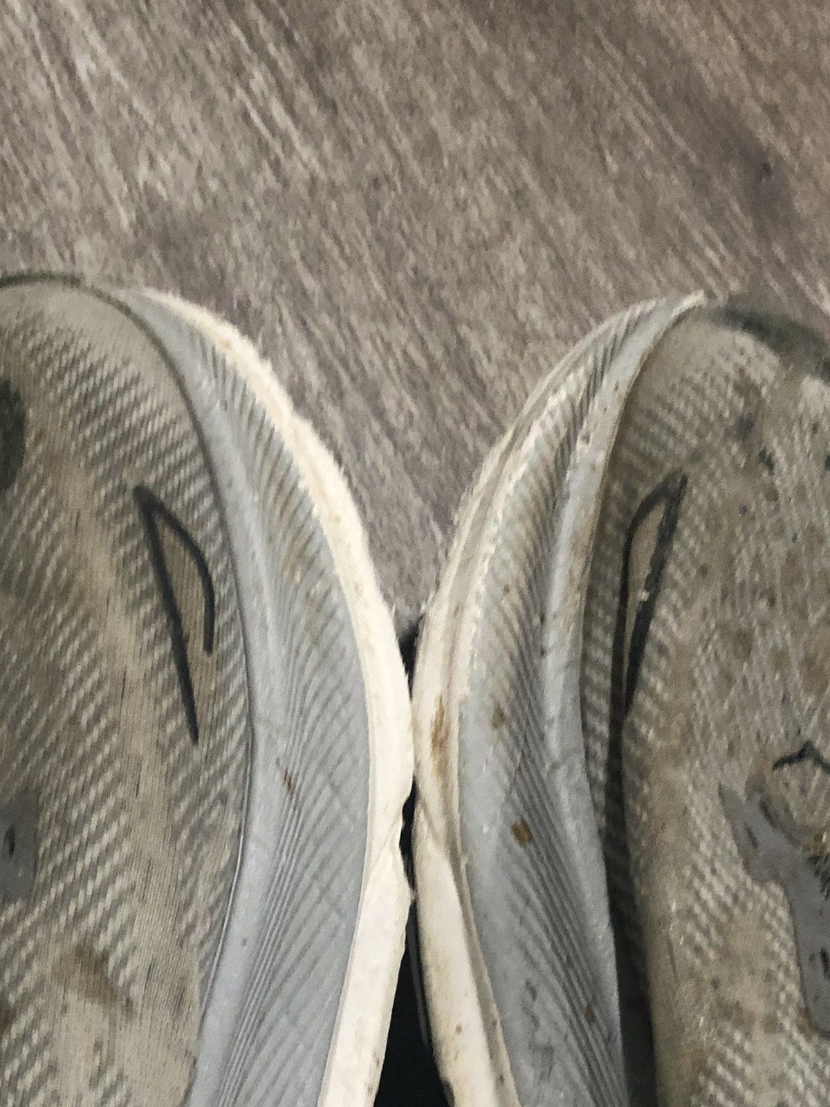 Hoka Hoka One One Clifton 9 Running Shoes Mens Size 12.5 Gray Size US 12.5 / EU 45-46 - 12 Thumbnail