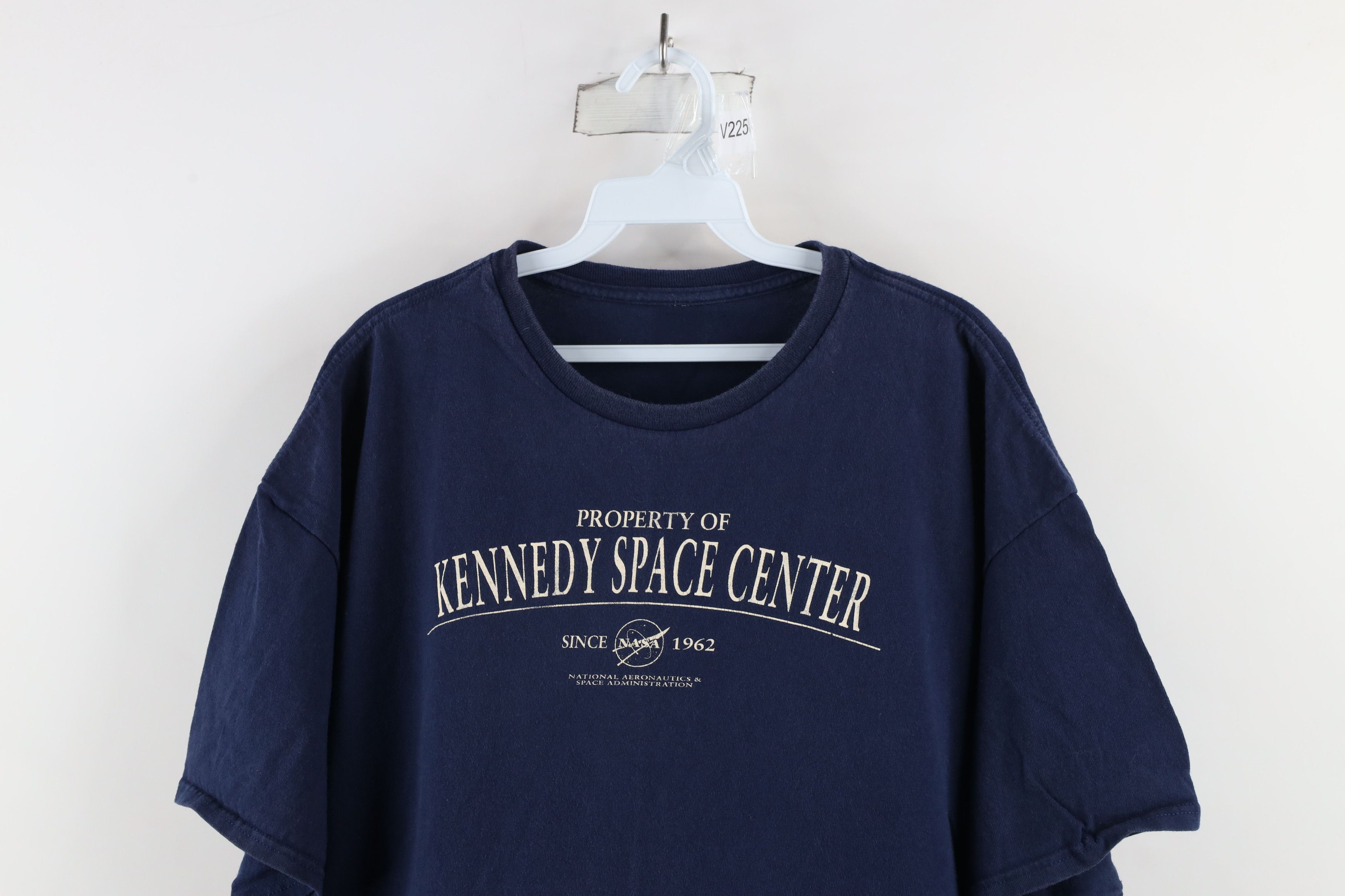 Vintage Vintage Streetwear Out NASA Kennedy Space Center T-Shirt Size US XXL / EU 58 / 5 - 2 Thumbnail