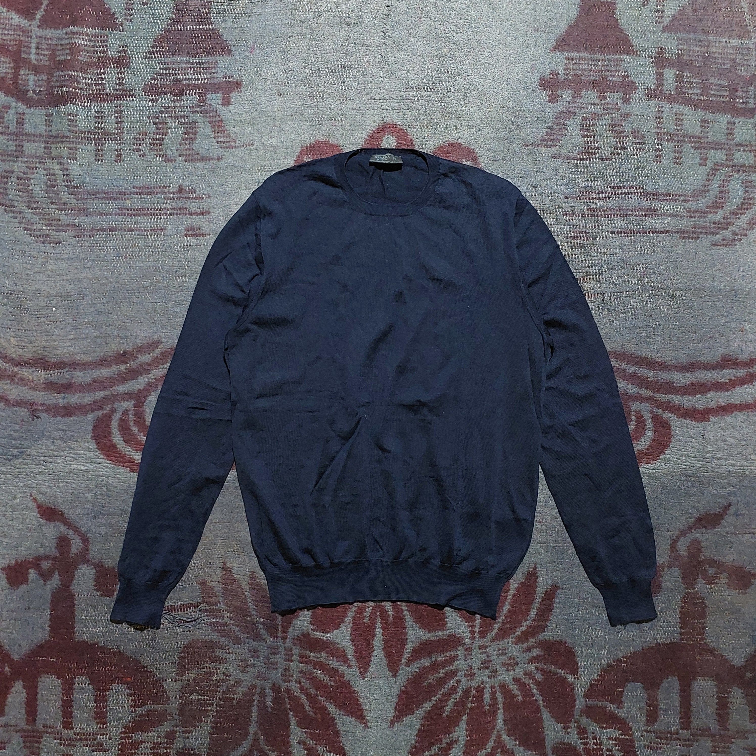 Prada Prada 2019 navy wool knitwear Size US S / EU 44-46 / 1 - 1 Thumbnail