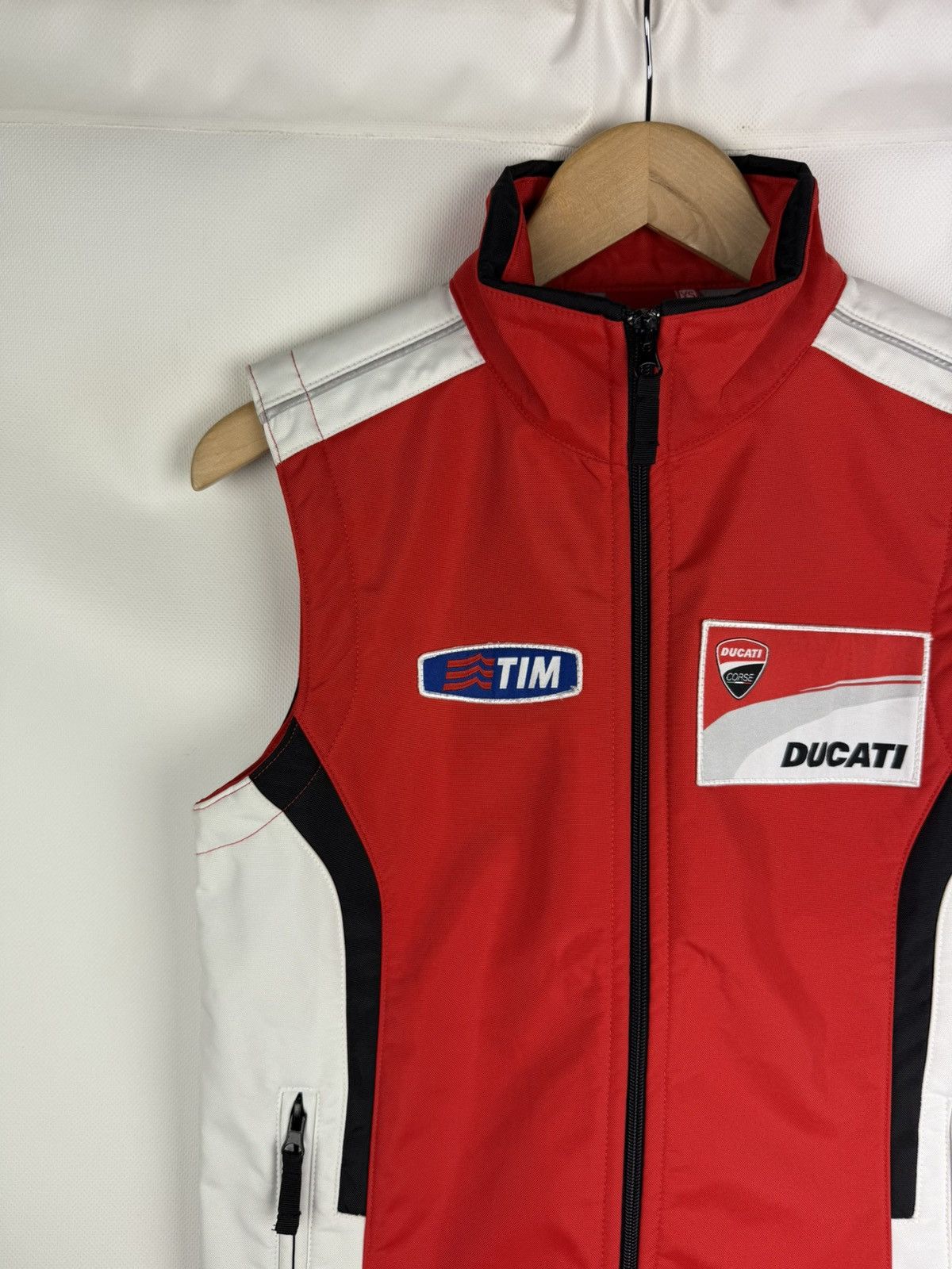 Ducati Ducati Corse Men’s Soft shell Racing Vest Waistcoat Size Xs Size US XS / EU 42 / 0 - 4 Thumbnail