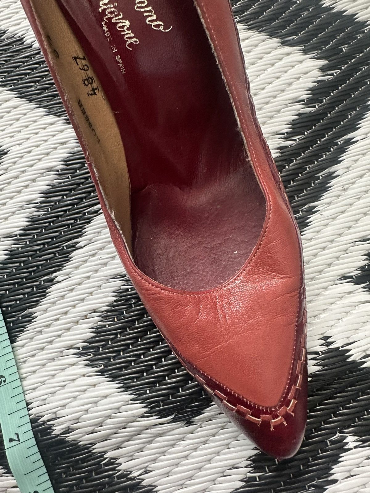 Other Vintage Rosina Ferragamo Schiavone 1970s Red Leather Pumps Size US 8.5 / IT 38.5 - 6 Thumbnail