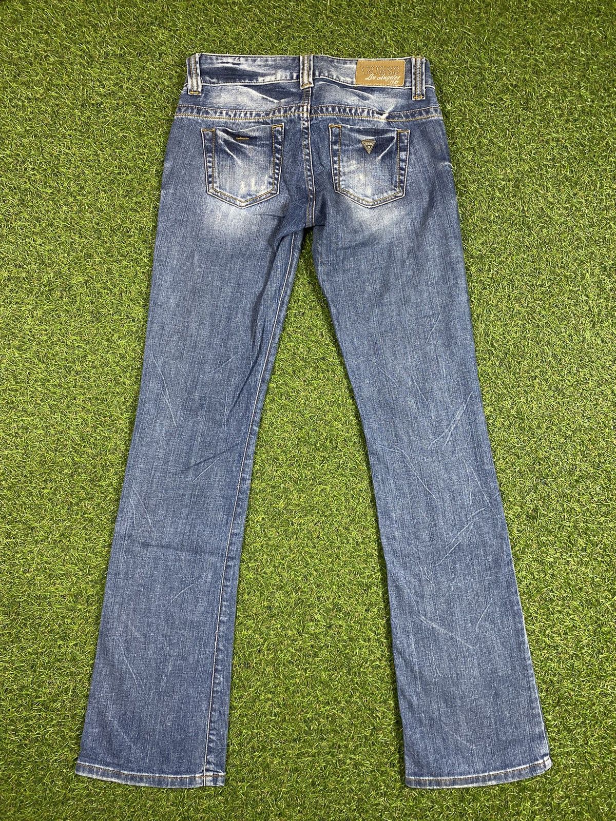 Guess Vintage Guess flared jeans denim faded streetwear size 26 Size 26" / US 2 / IT 38 - 4 Thumbnail