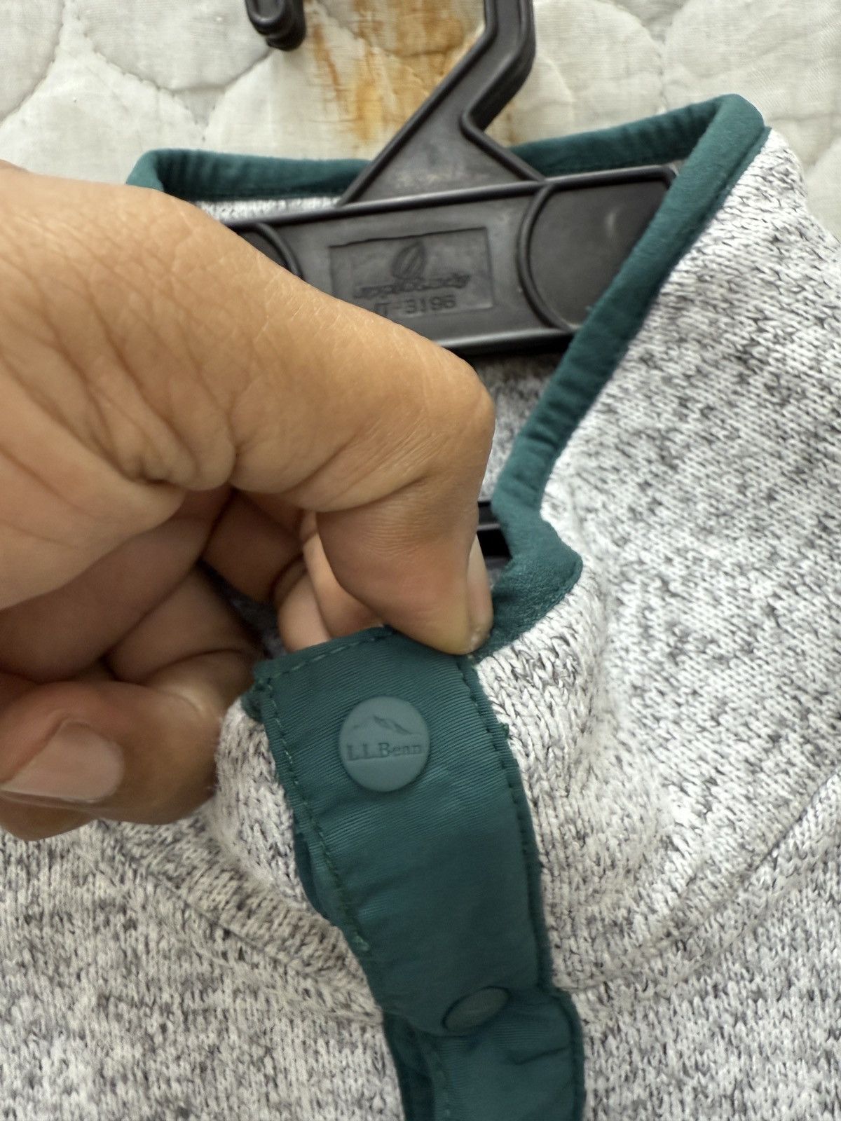 L.L. Bean 🔥🔥🔥STEALS LL BEAN MULTICOLOR PULLOVER Size US M / EU 48-50 / 2 - 10 Thumbnail