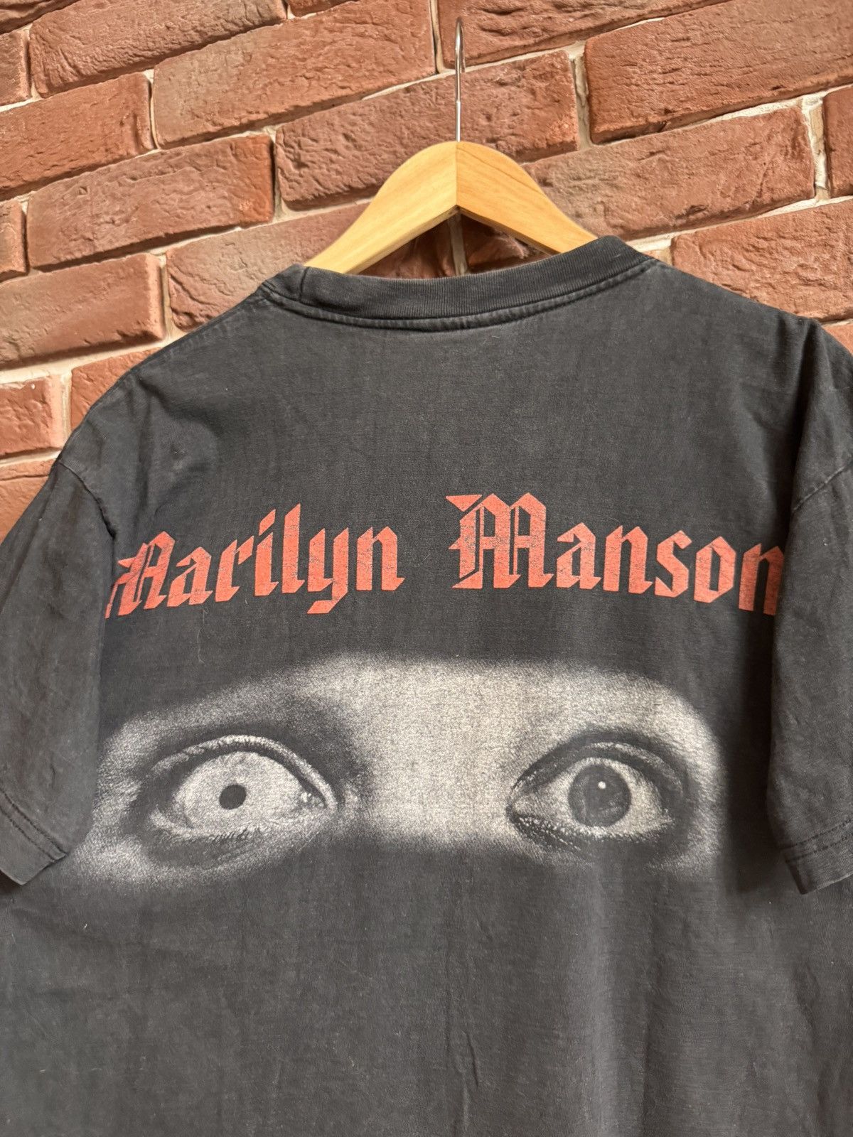 Band Tees Rare Vintage 90s Marilyn Manson Antichrist Metal Band Tee Size US L / EU 52-54 / 3 - 7 Thumbnail