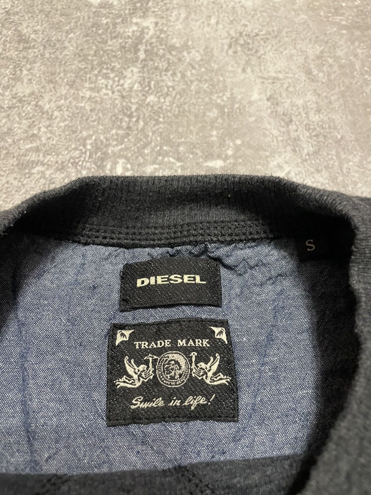 Diesel Vintage Diesel Ribbed Sweatshirt Crewneck Size US S / EU 44-46 / 1 - 9 Thumbnail