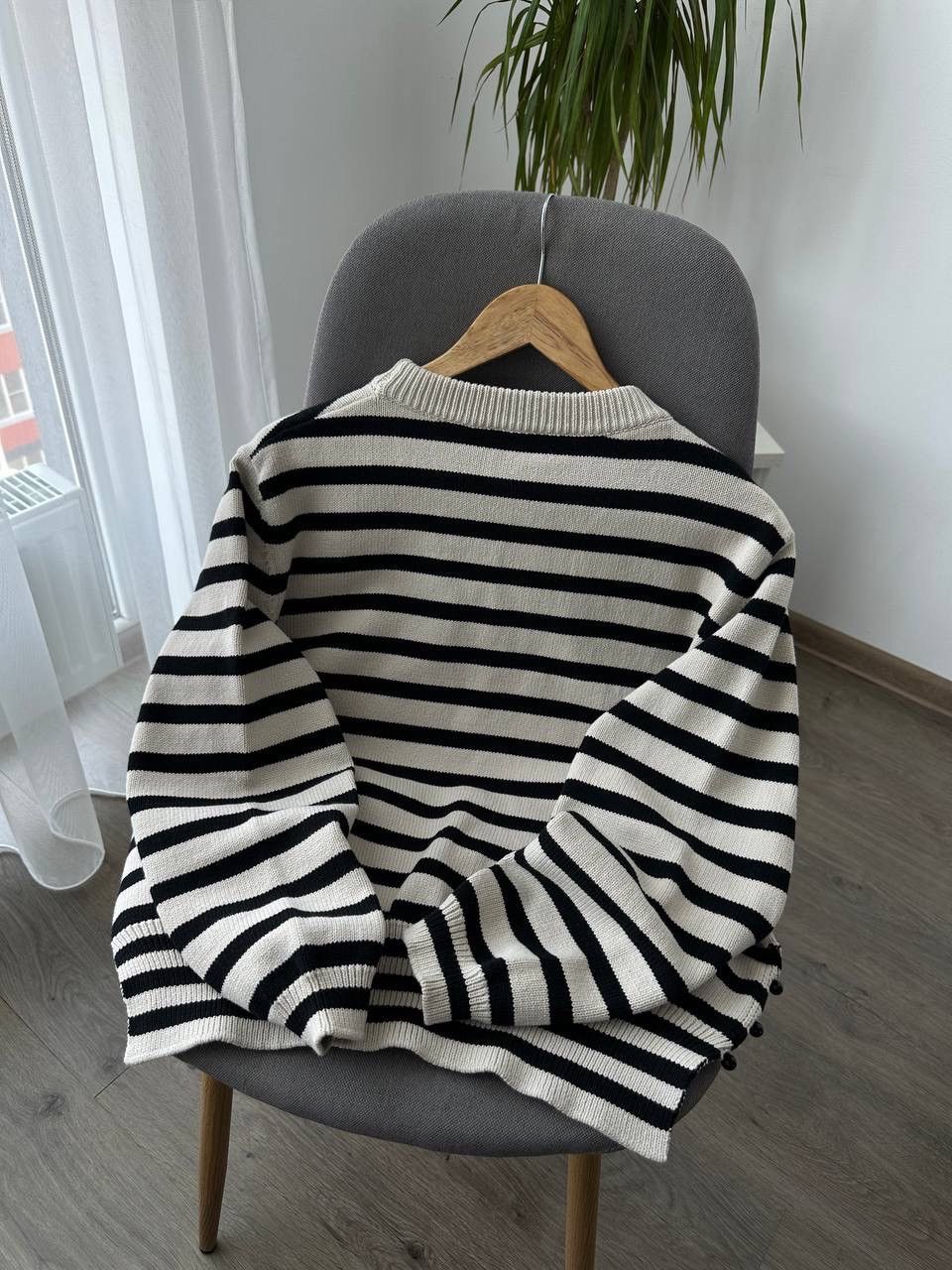 Japanese Brand × Vintage Vintage Alysi Striped Knit White Sweater Size US S / EU 44-46 / 1 - 12 Thumbnail