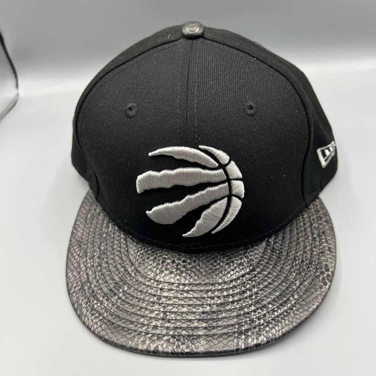 New Era Toronto Raptors Hat Men 9Fifty New Era Snap Back Cap New Size ONE SIZE - 1 Thumbnail
