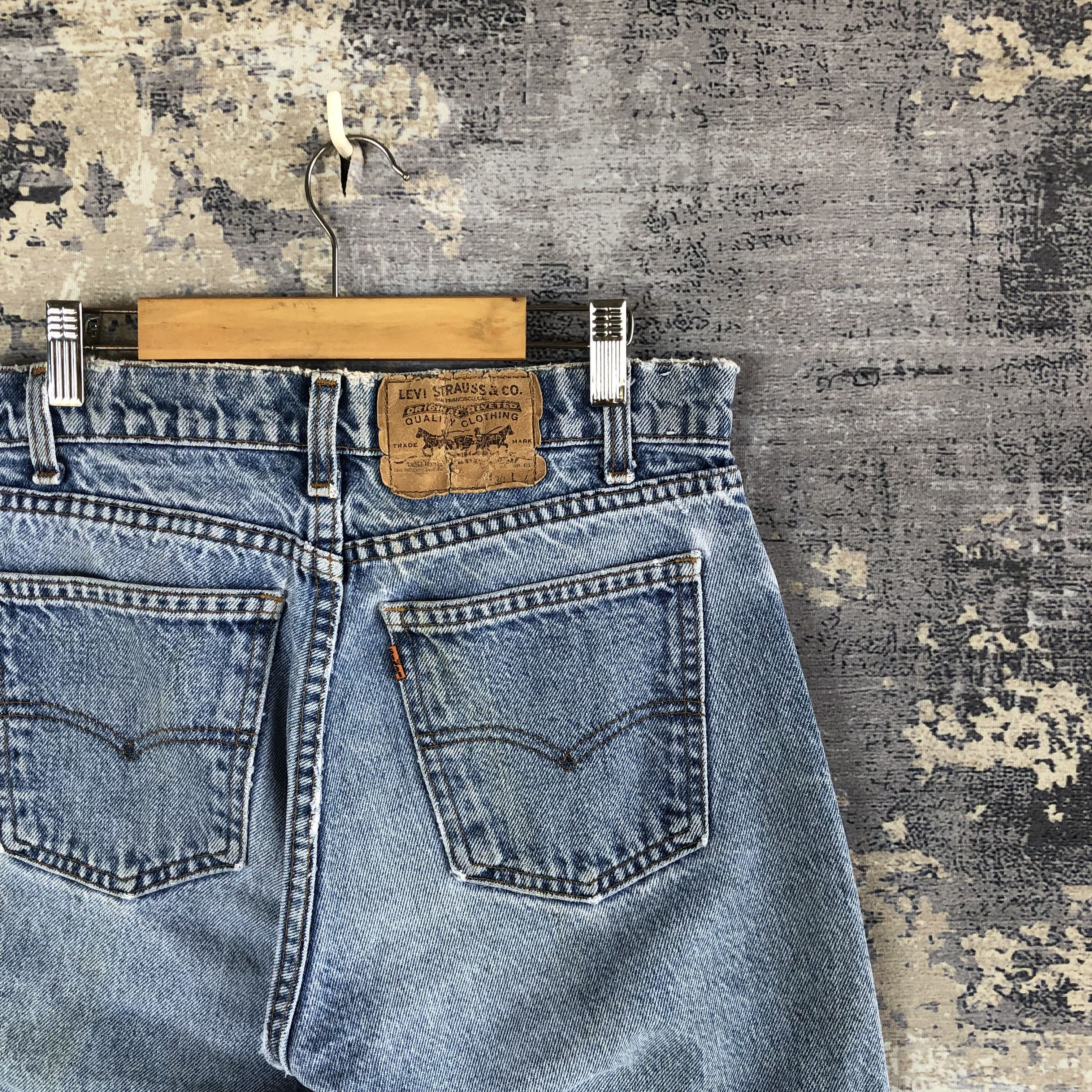 Levi's Vintage 90s Levis Light Wash Jeans Levi's Destroyed Denim Size 28" / US 6 / IT 42 - 5 Thumbnail