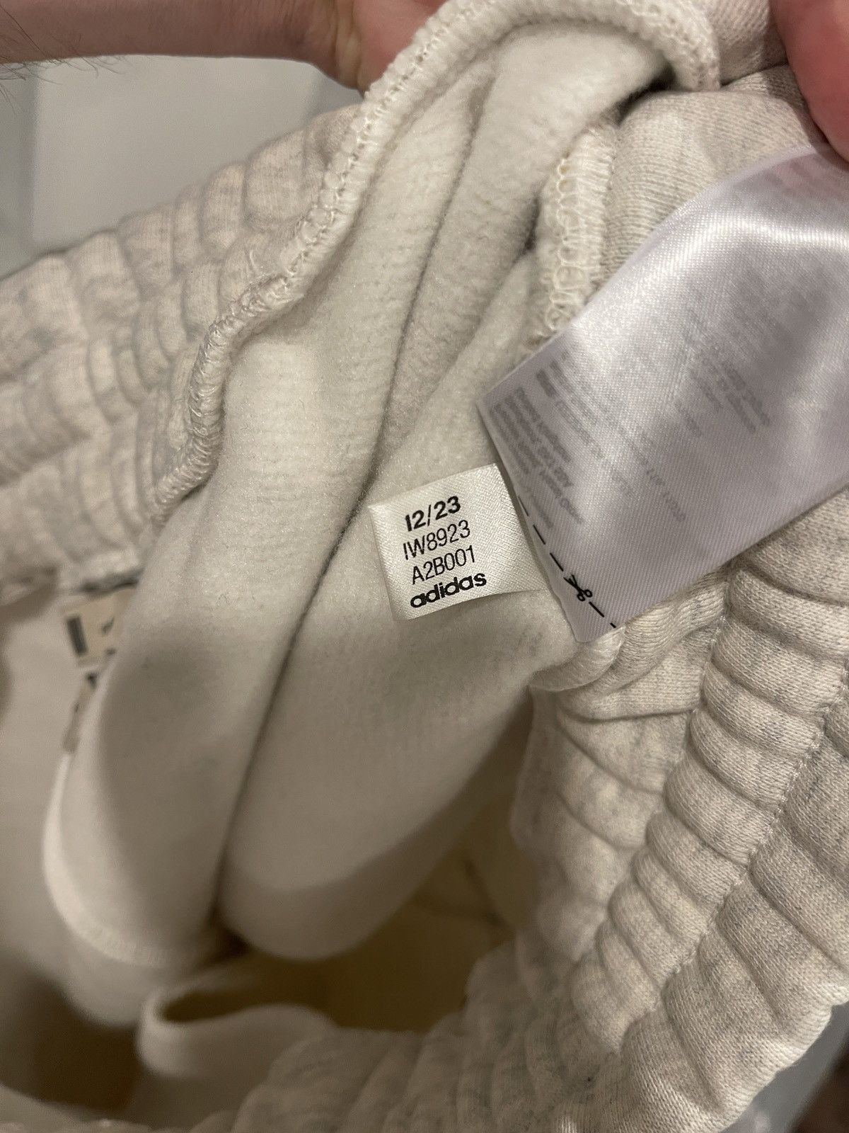 Adidas × Fear of God Adidas fear of god essentials sweatpants Size US 32 / EU 48 - 6 Thumbnail
