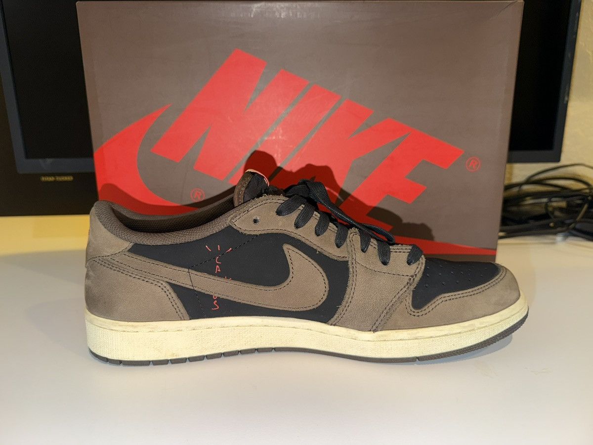 Nike × Travis Scott Nike Air Jordan 1 Low OG SP Travis Scott Mocha Size 12.5 Size US 12.5 / EU 45-46 - 4 Thumbnail