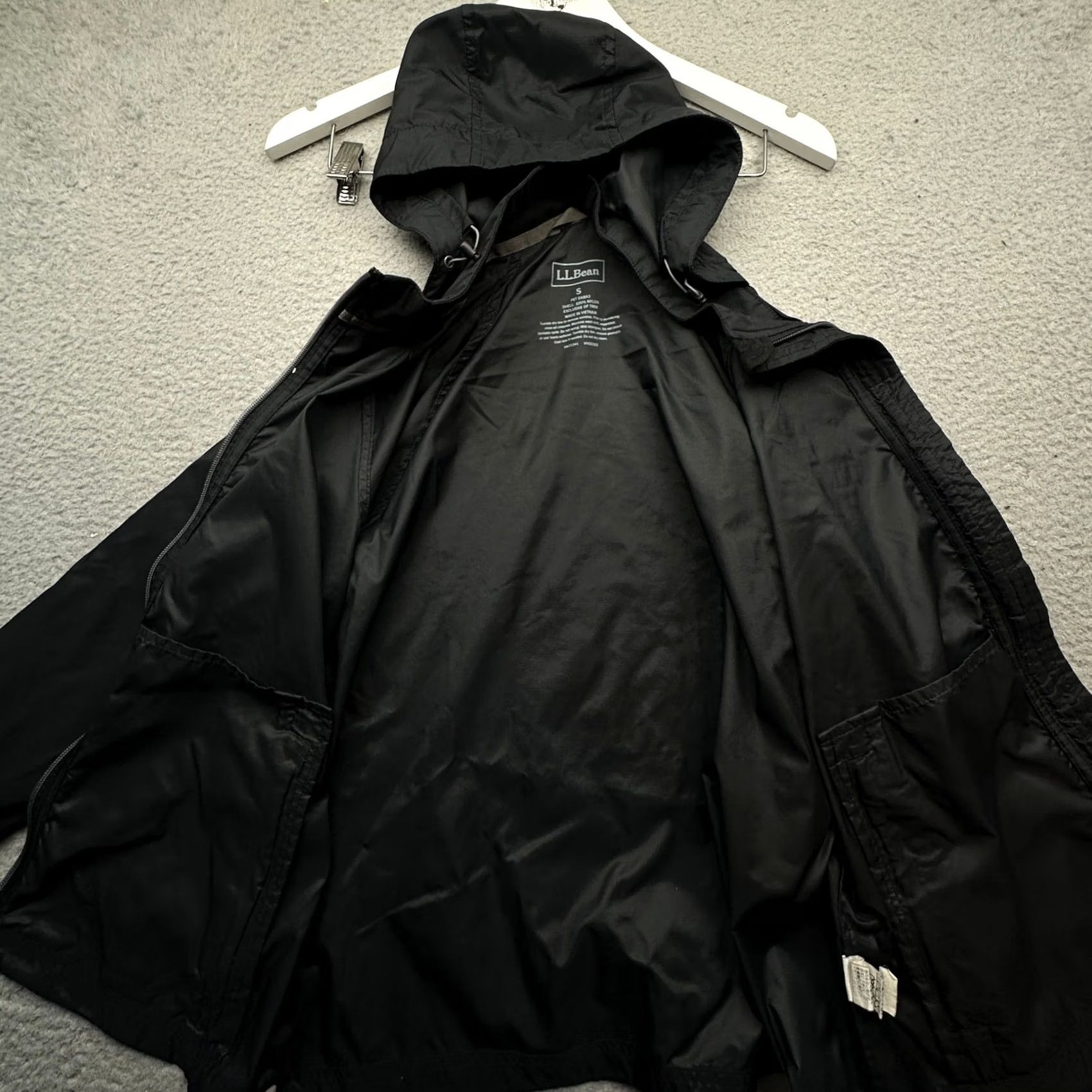 Vintage LL Bean Ripstop Stowaway Hooded Windbreaker Jacket Womens Petite Small Black Size S / US 4 / IT 40 - 7 Thumbnail