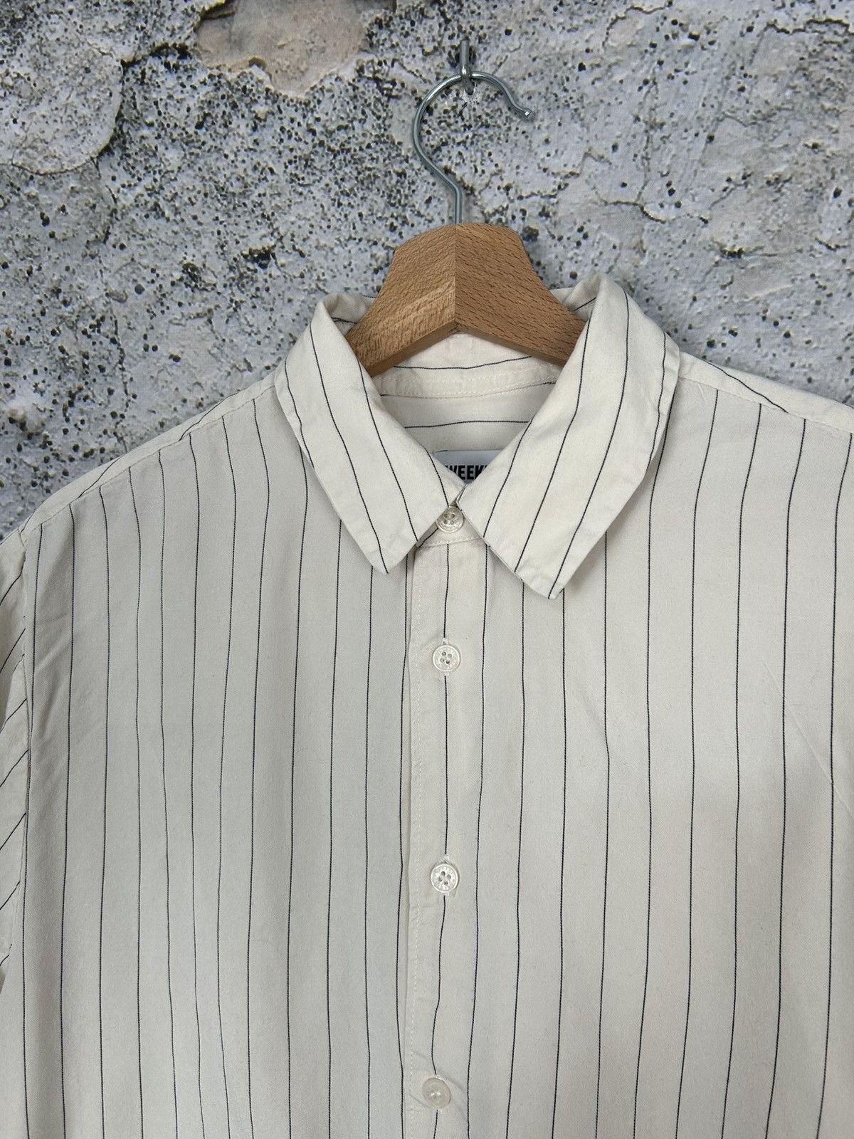 Weekday Weekday Cropped Boxy Shirt Stripe Avant Garde Skate Size US M / EU 48-50 / 2 - 3 Thumbnail
