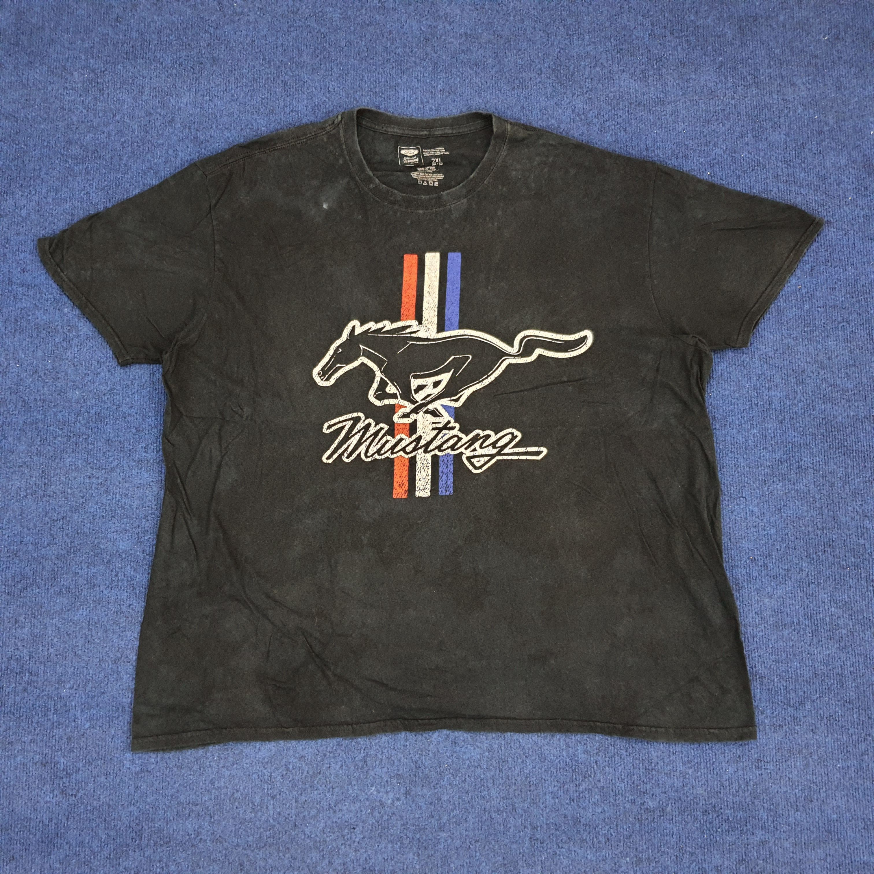 Vintage Ford Mustang Racing Motorsports T-shirt