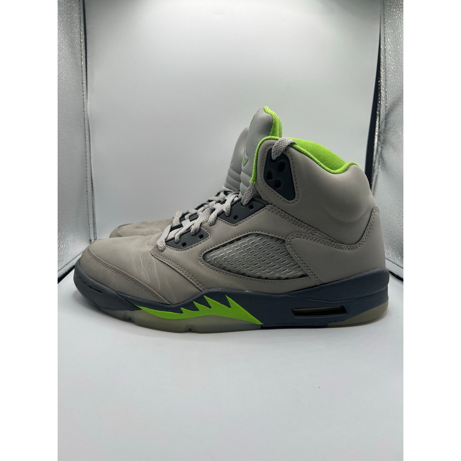 Jordan Brand Air Jordan 5 Retro “Green Bean” 2022 size 8.5 men’s used Size US 8.5 / EU 41-42 - 1 Thumbnail