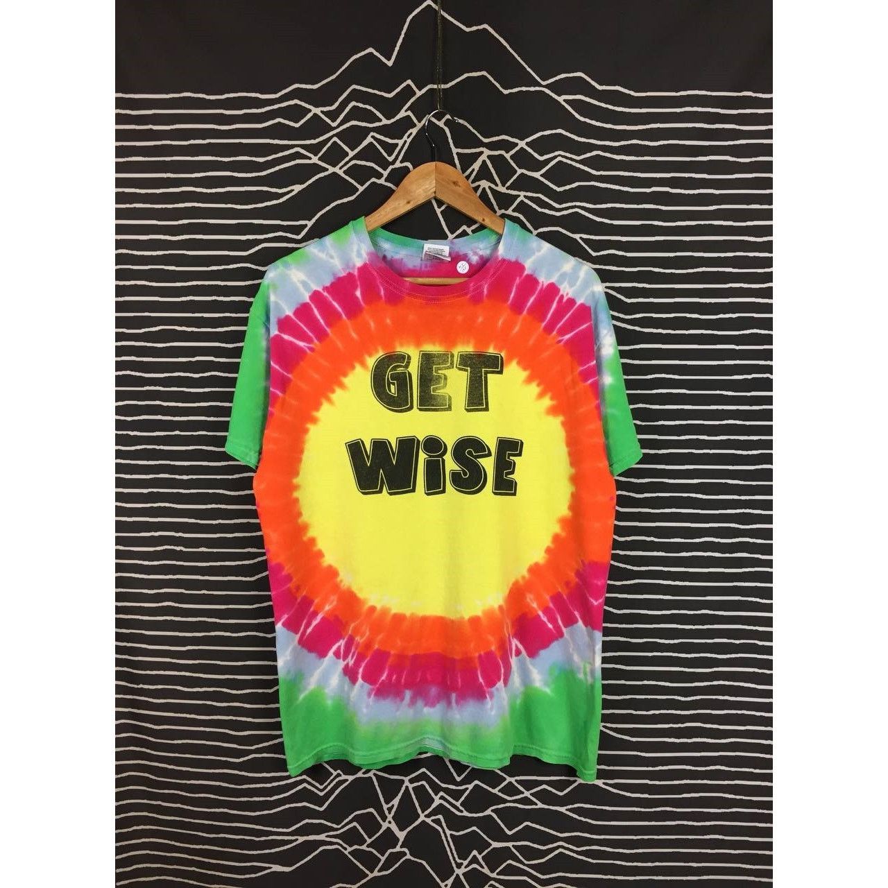 Gildan × Vintage Get Wise Classic Psychedelic Tie Dye Crew Staff Tee Size US L / EU 52-54 / 3 - 2 Thumbnail