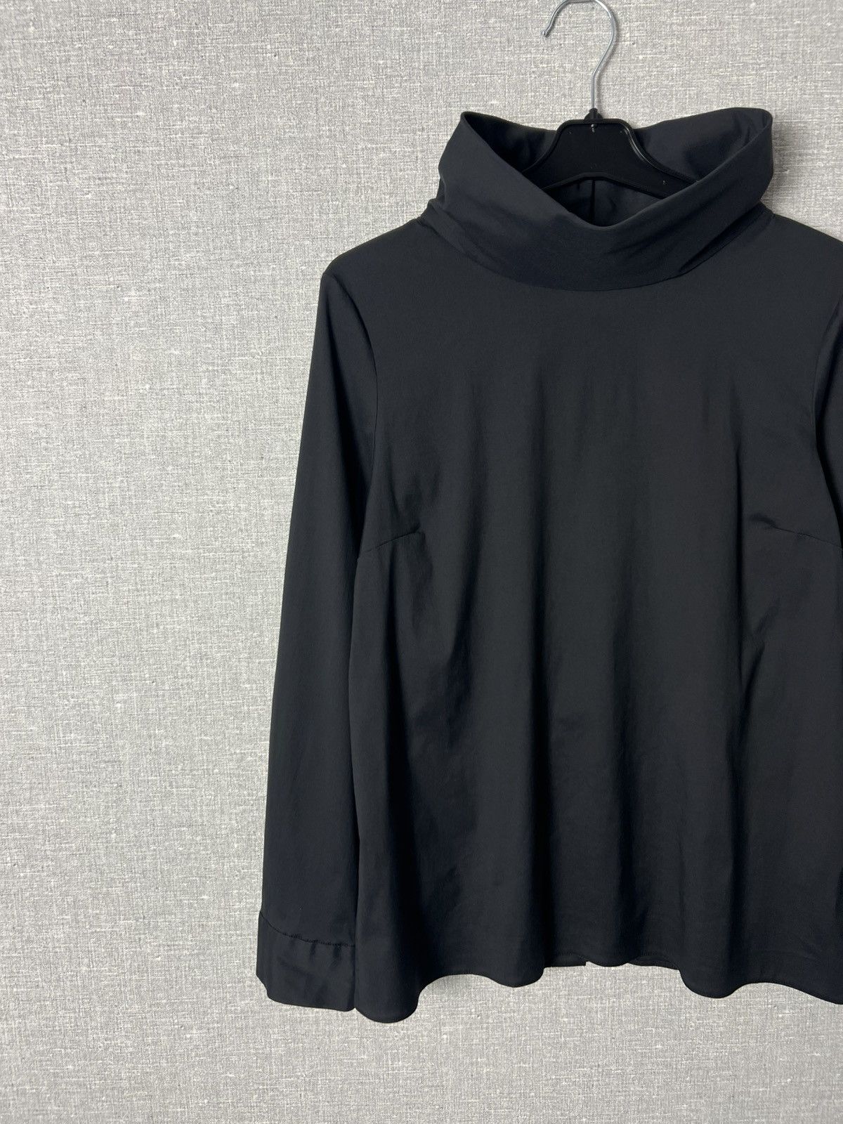 Prada Prada High Neck Long Sleeve Blouse Shirt Back Button Detail Size M / US 6-8 / IT 42-44 - 8 Thumbnail