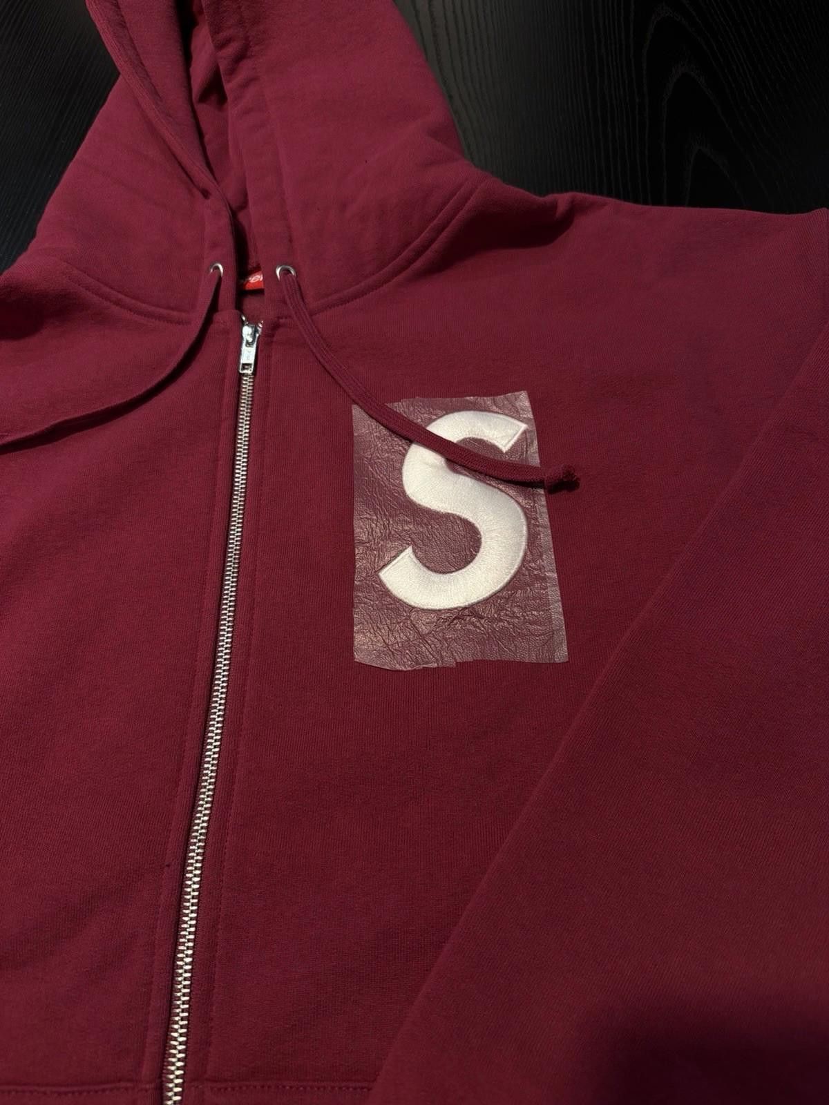 Supreme Supreme S Logo Zip Up Hooded Sweatshirt Red Size (XXL) NEW Size US XXL / EU 58 / 5 - 4 Thumbnail