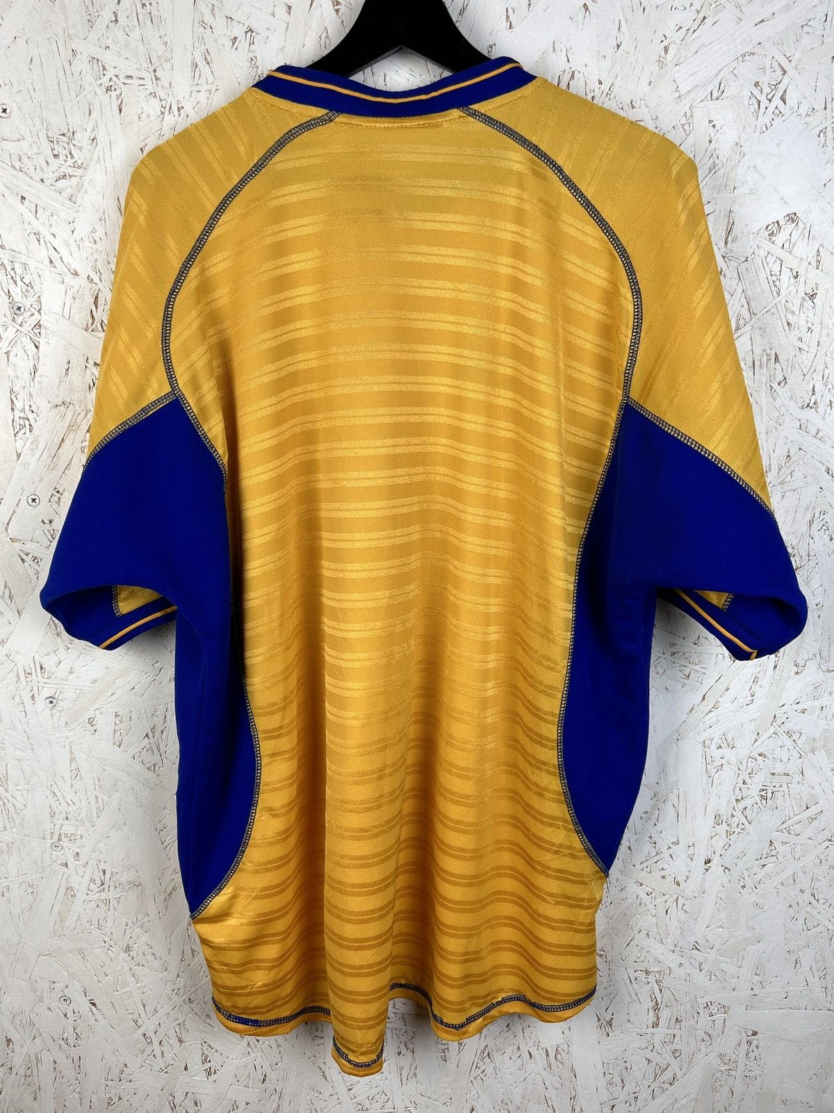 Umbro Vintage Umbro x Chelsea FC 2000/01 Away Kit Soccer Jersey Size US M / EU 48-50 / 2 - 5 Thumbnail