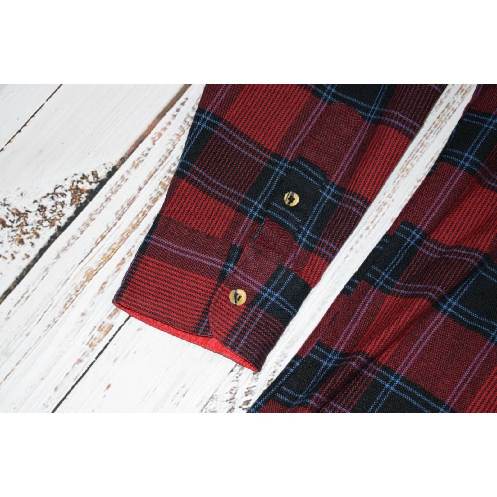 Vintage VINTAGE Woodland Shirt Adult Large Red Plaid 1990s Rockabilly Cotton Blend Button-Front Men’s L Size US L / EU 52-54 / 3 - 4 Thumbnail