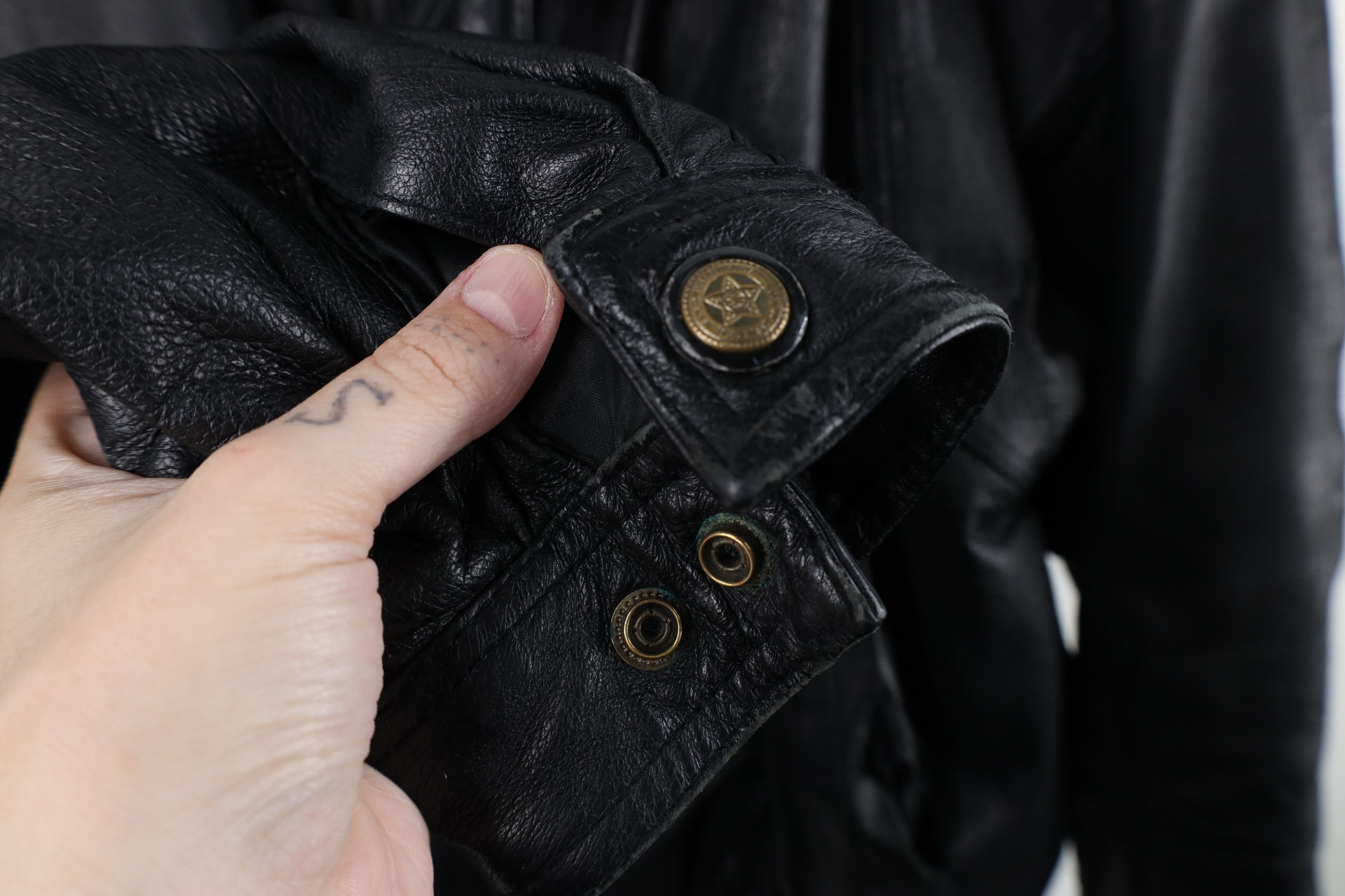 Vintage Vintage 90s Streetwear Leather Flight Bomber Jacket Black Size US L / EU 52-54 / 3 - 9 Thumbnail