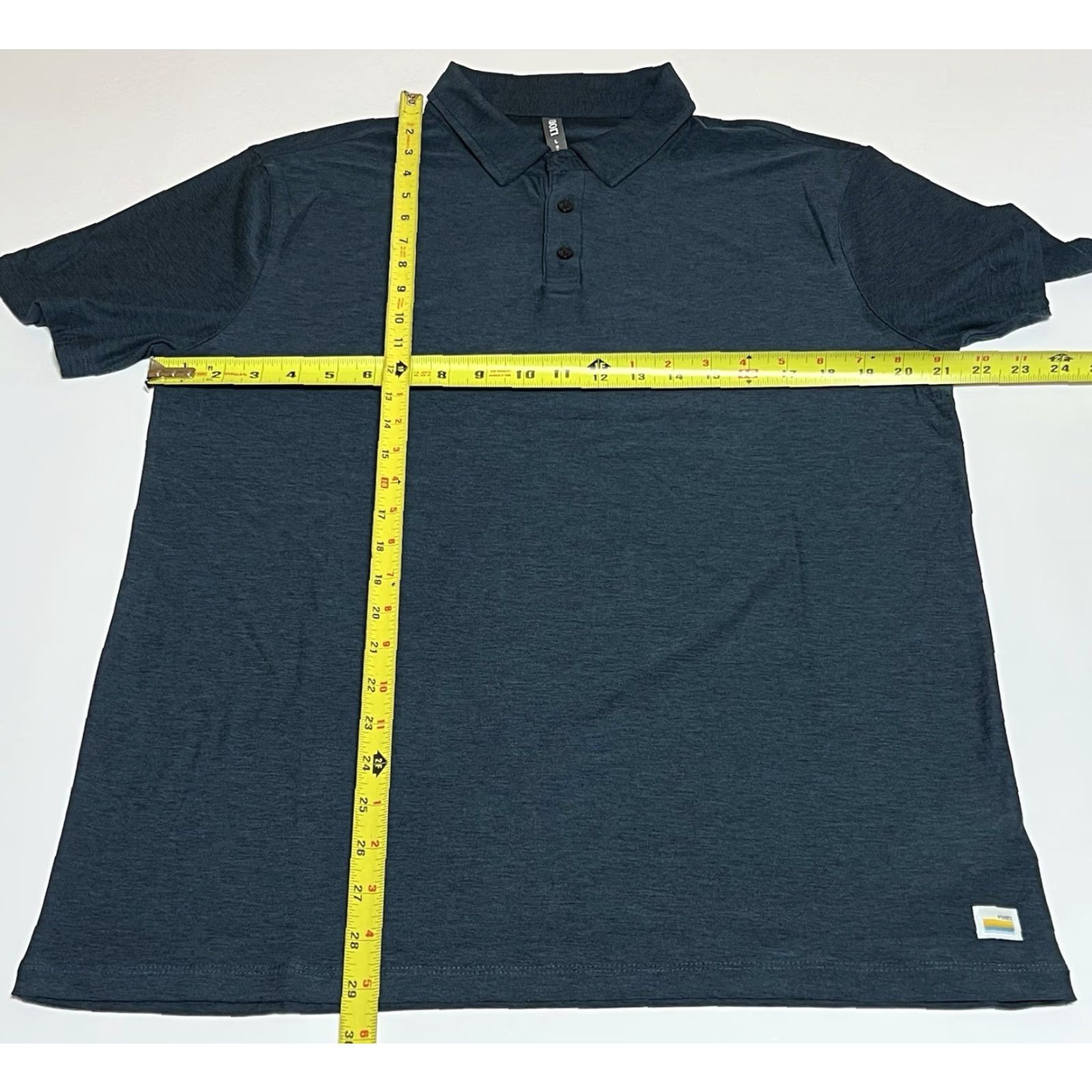 Vuori Vuori Strato Tech Polo Shirt Men’s L Blue Logo Short Sleeve Knit Polyester Blend Regular Polo Brand Vuori Strato Tech 90s? Size US L / EU 52-54 / 3 - 4 Thumbnail