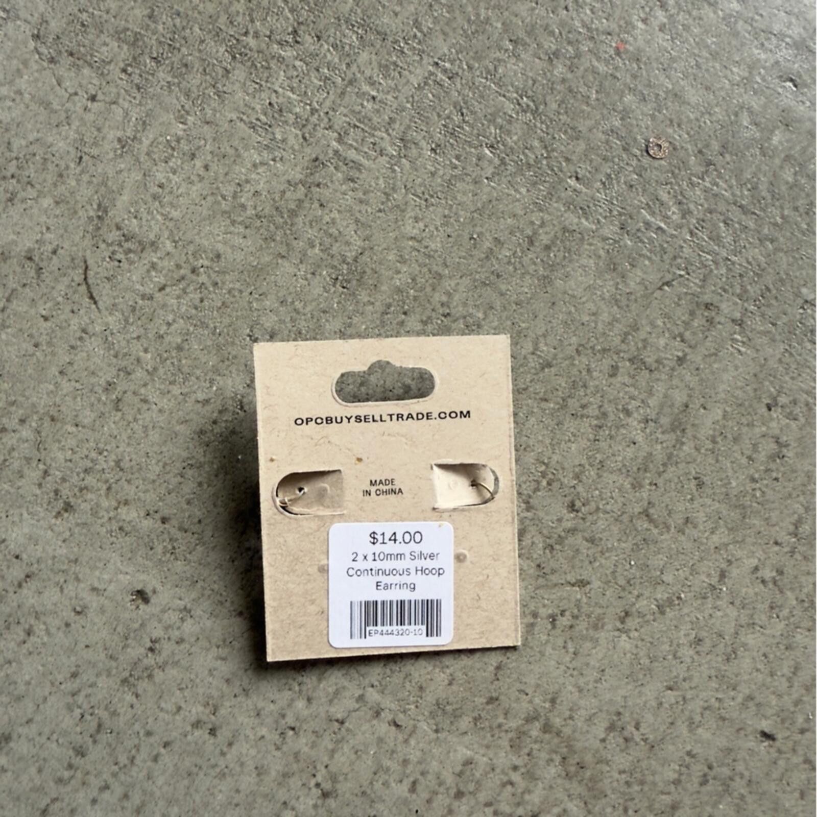 Urban Outfitters OPL / Sterling Silver Mini Hoop Earrings / Vintage Style Size ONE SIZE - 3 Thumbnail
