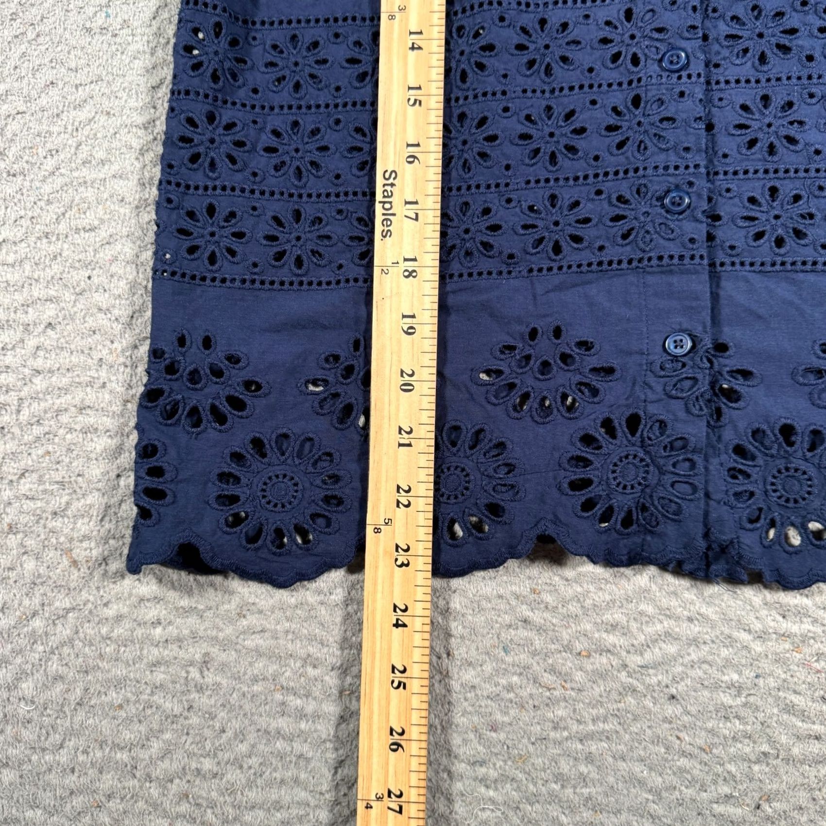 Vintage ModCloth Shirt Blouse Womens Medium Blue Short Sleeve Eyelet Lace Button Front Blouse Retro Casual Size M / US 6-8 / IT 42-44 - 6 Thumbnail