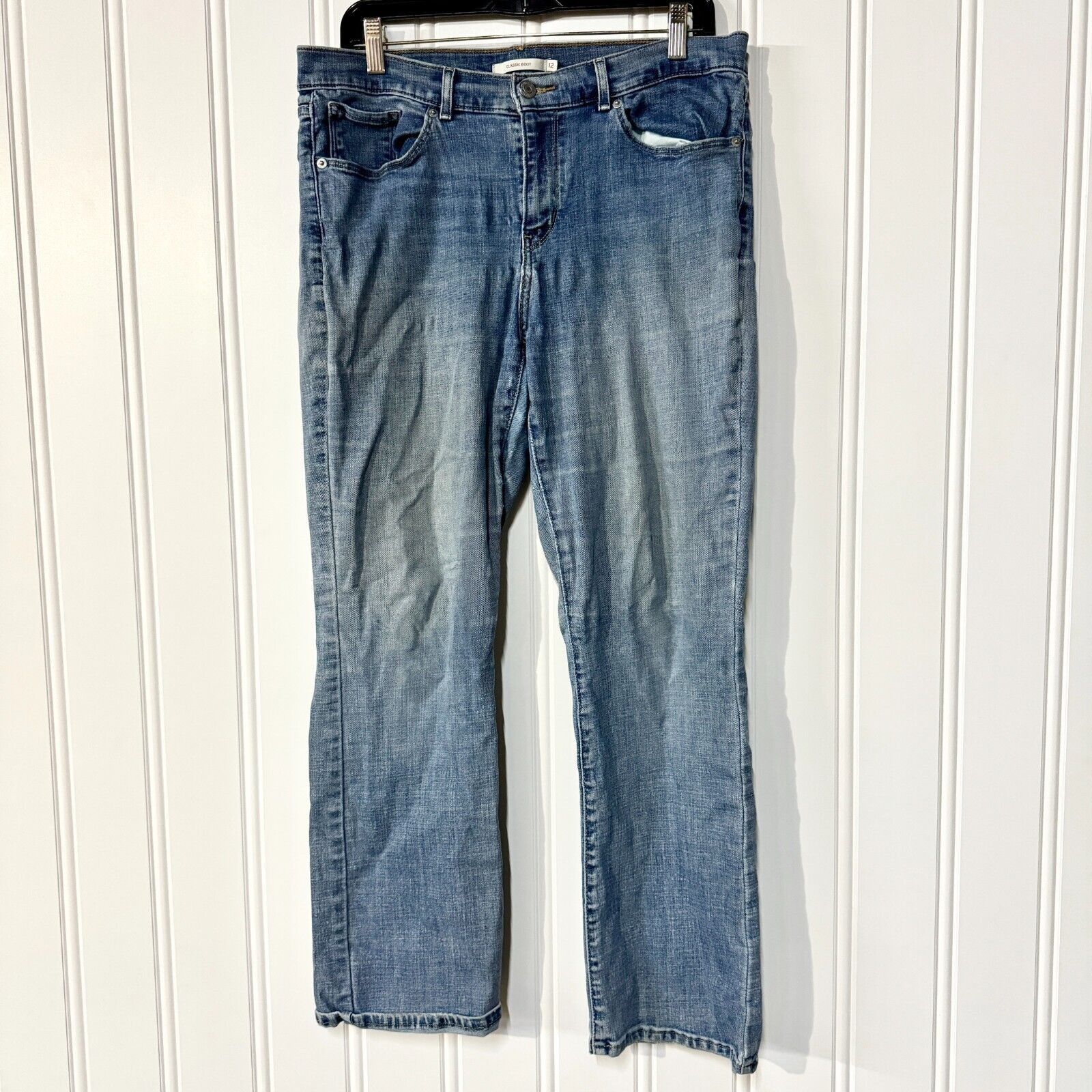 Levi's Levi's Jeans Size 31X30 Classic Bootcut Straight Leg Denim Size US 31 - 1 Thumbnail